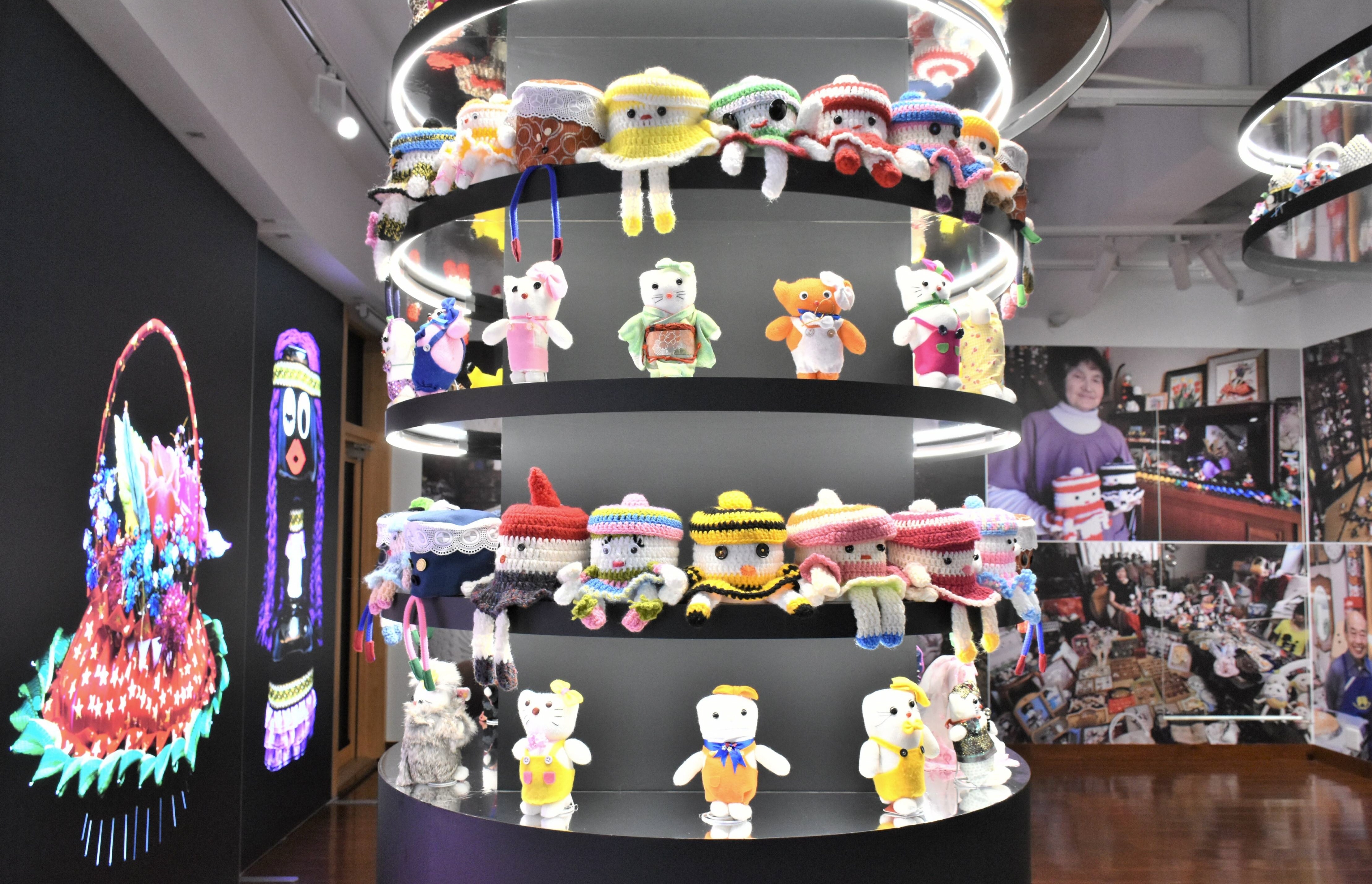 おかちゃん　アート作品セット アートウォッチ】愛すべき「おかんアート」の世界！ 東京・渋谷で日本