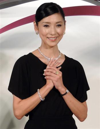 フォトギャラリー】黒木瞳がディナーショー初演出！紅ゆずる、嵐の曲