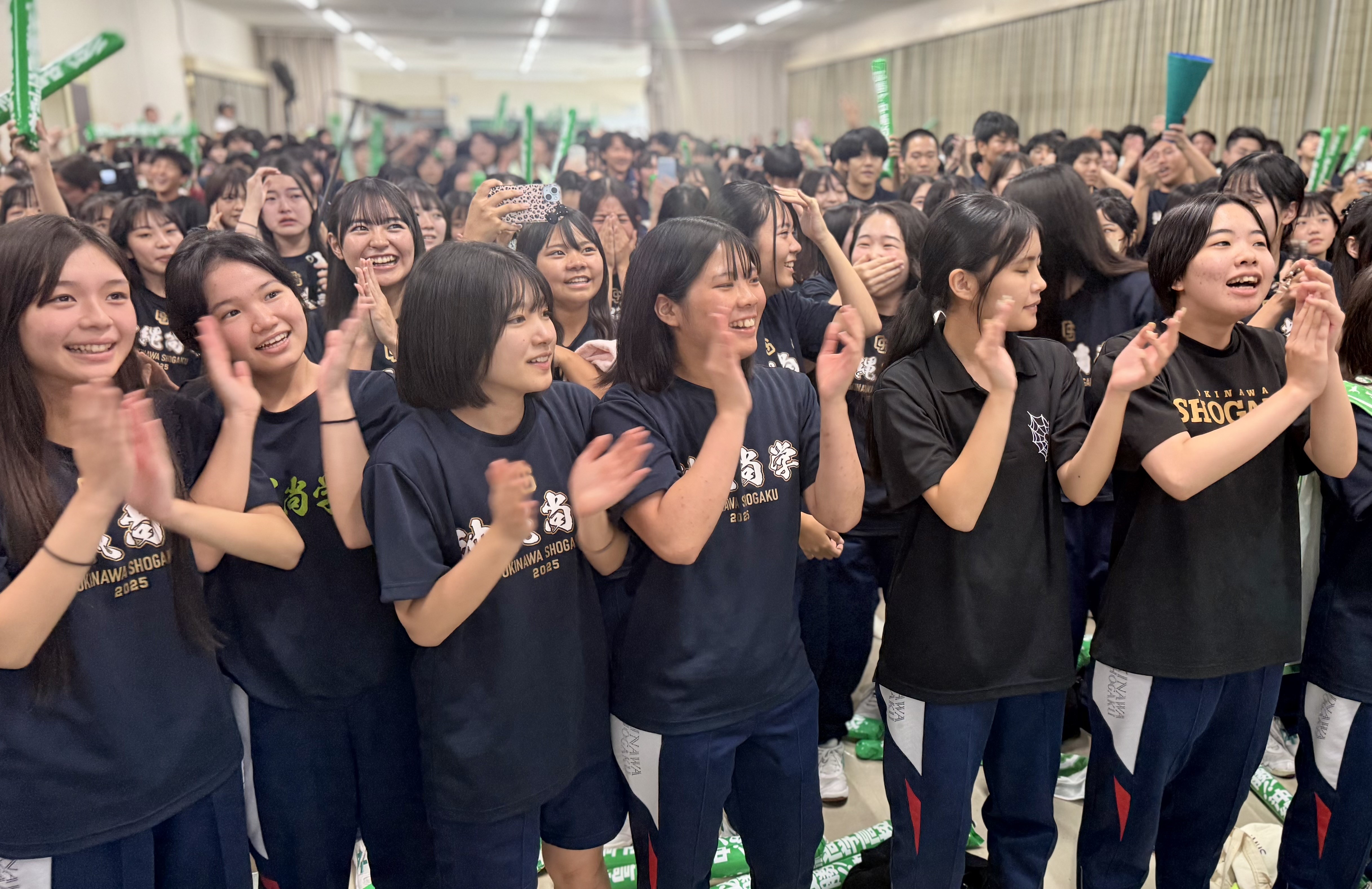 感動とありがとうでいっぱい」夏の甲子園初優勝の沖縄尚学、地元で応援