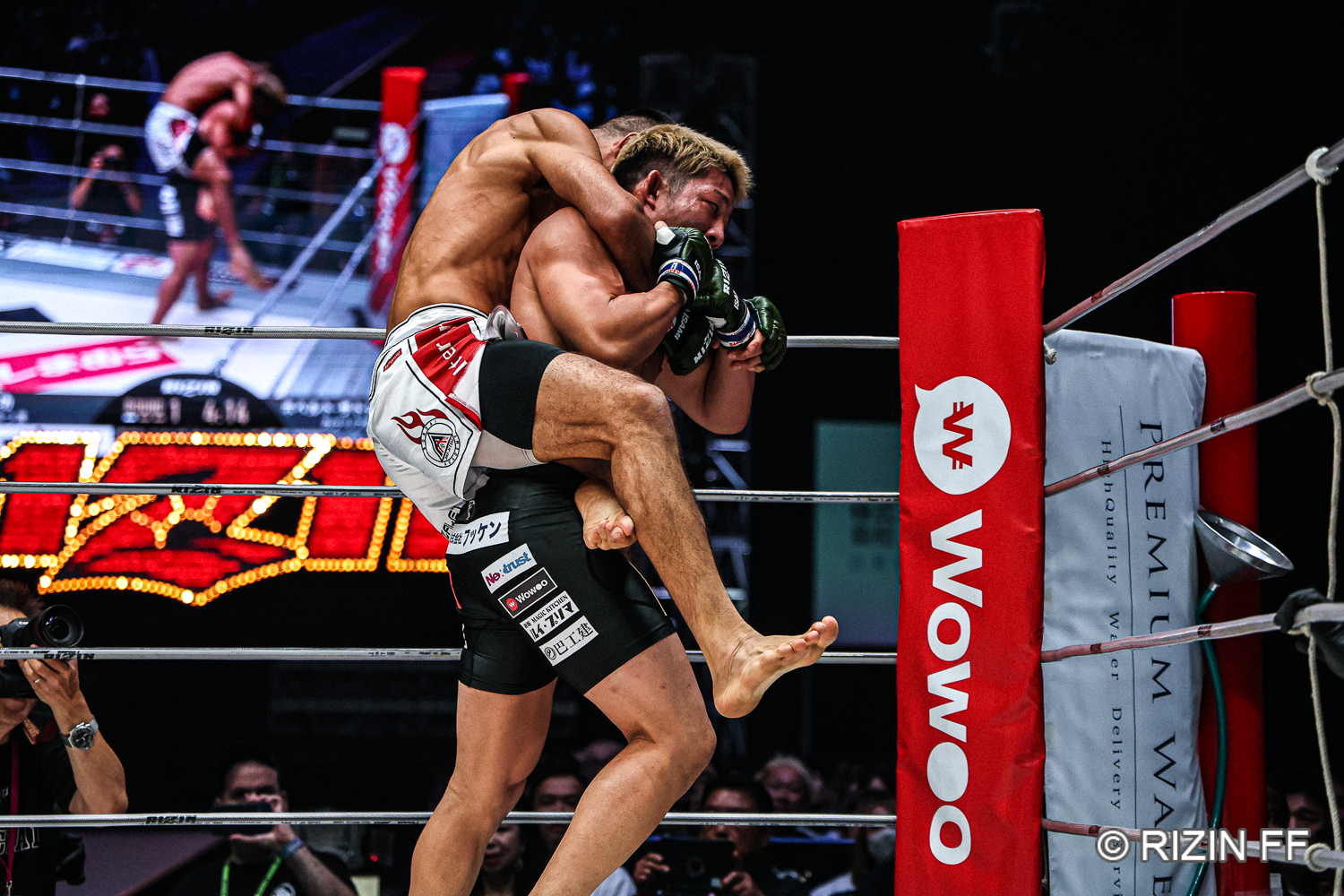 RIZIN.51 サトシ・ソウザ＆堀江圭功 ステッカー 2枚セット RIZIN.51 サトシ・ソウザ＆堀江圭功 ステッカー 2枚セット ABEMA