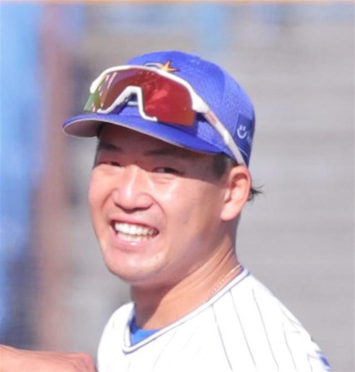 横浜DeNAベイスターズ　ゲームパンツ　支給　松井飛雄馬選手 DeNA自由契約の飛雄馬が引退「大声援は本当に忘れられません