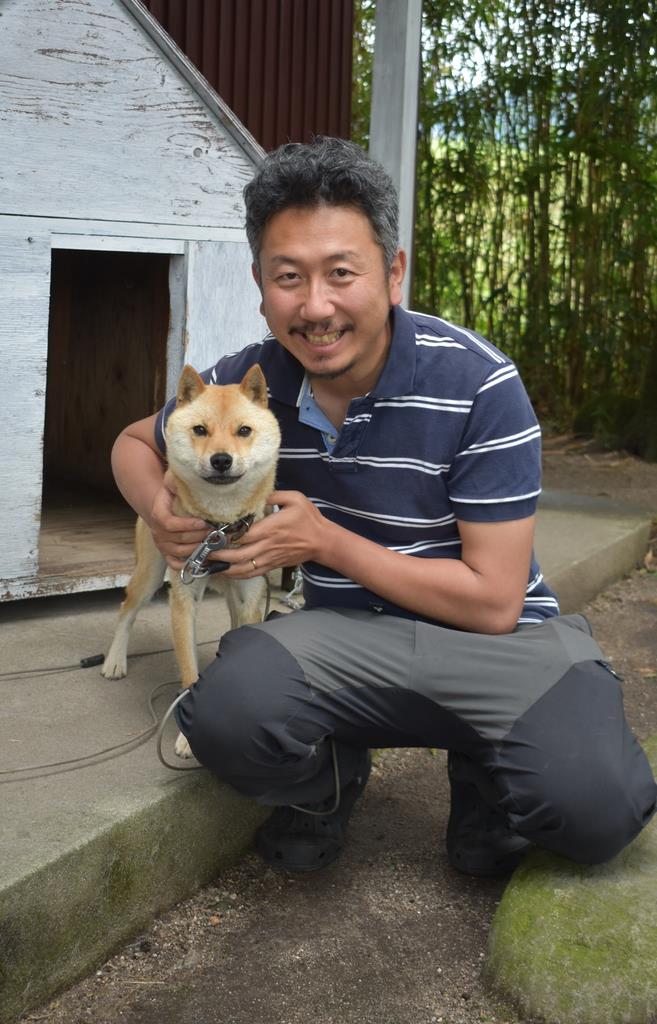 顔くっつけ走る 奇跡の一枚 山陰柴犬の兄妹新たな旅立ち 1 2ページ 産経ニュース