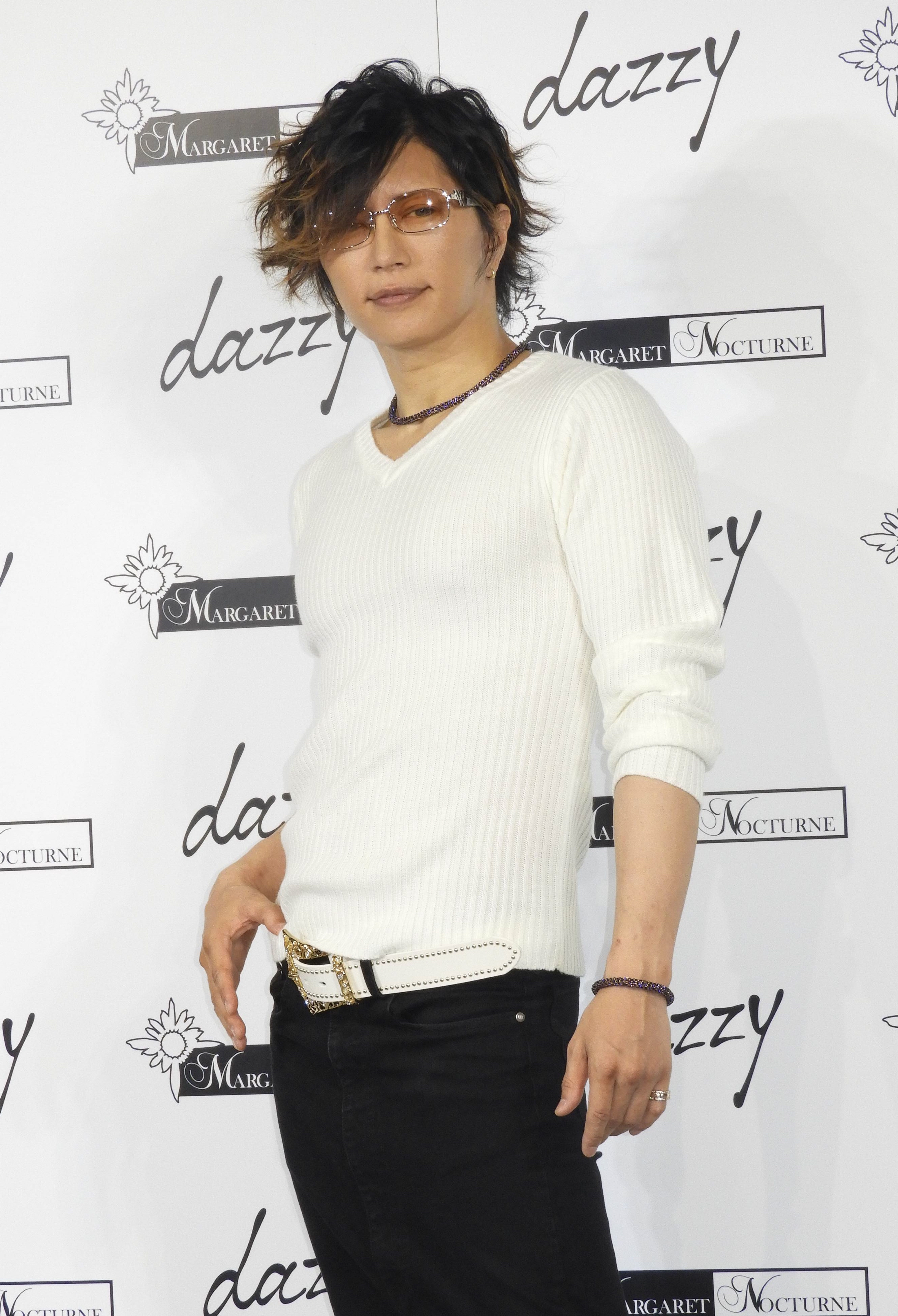 GACKTさん活動休止 「重度の発声障害」と説明 - 産経ニュース