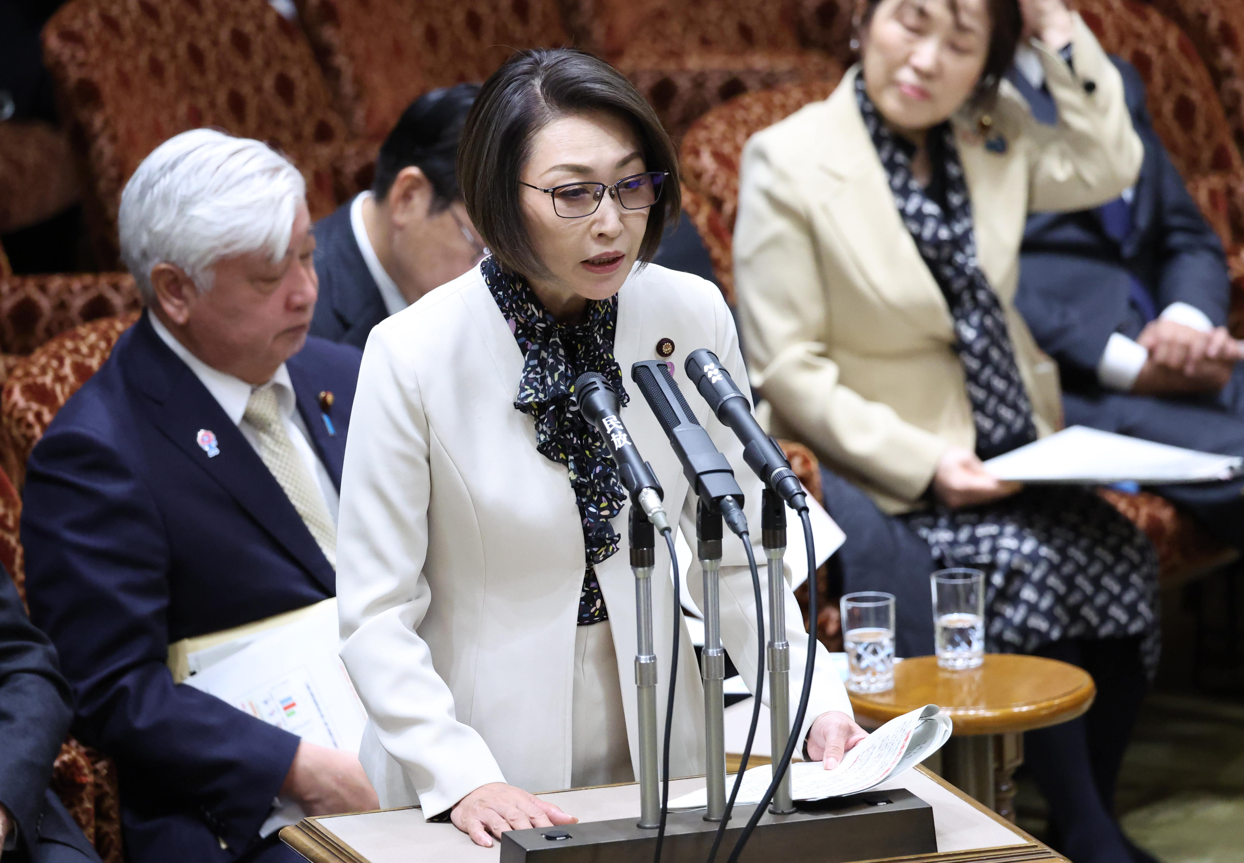 発達障害を「異常」とこども庁資料で表記 三原担当相が陳謝（写真