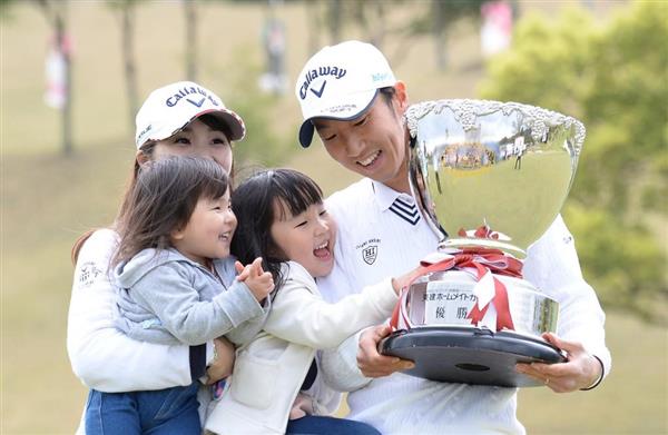 男子ゴルフ 初優勝の重永亜斗夢は 死ぬまで自慢できます 石川遼を１打差で振り切る 産経ニュース