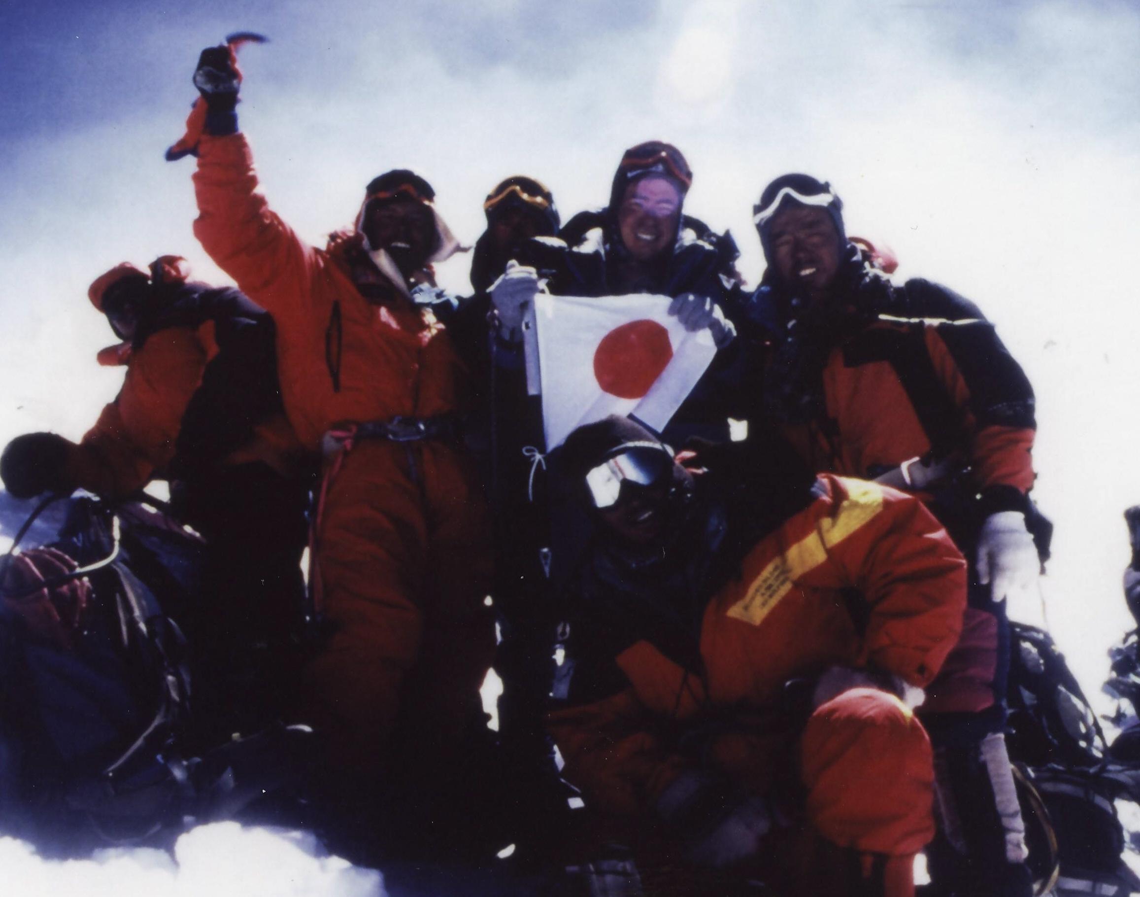 話の肖像画】アルピニスト・野口健＜14＞25歳で世界記録「植村さん