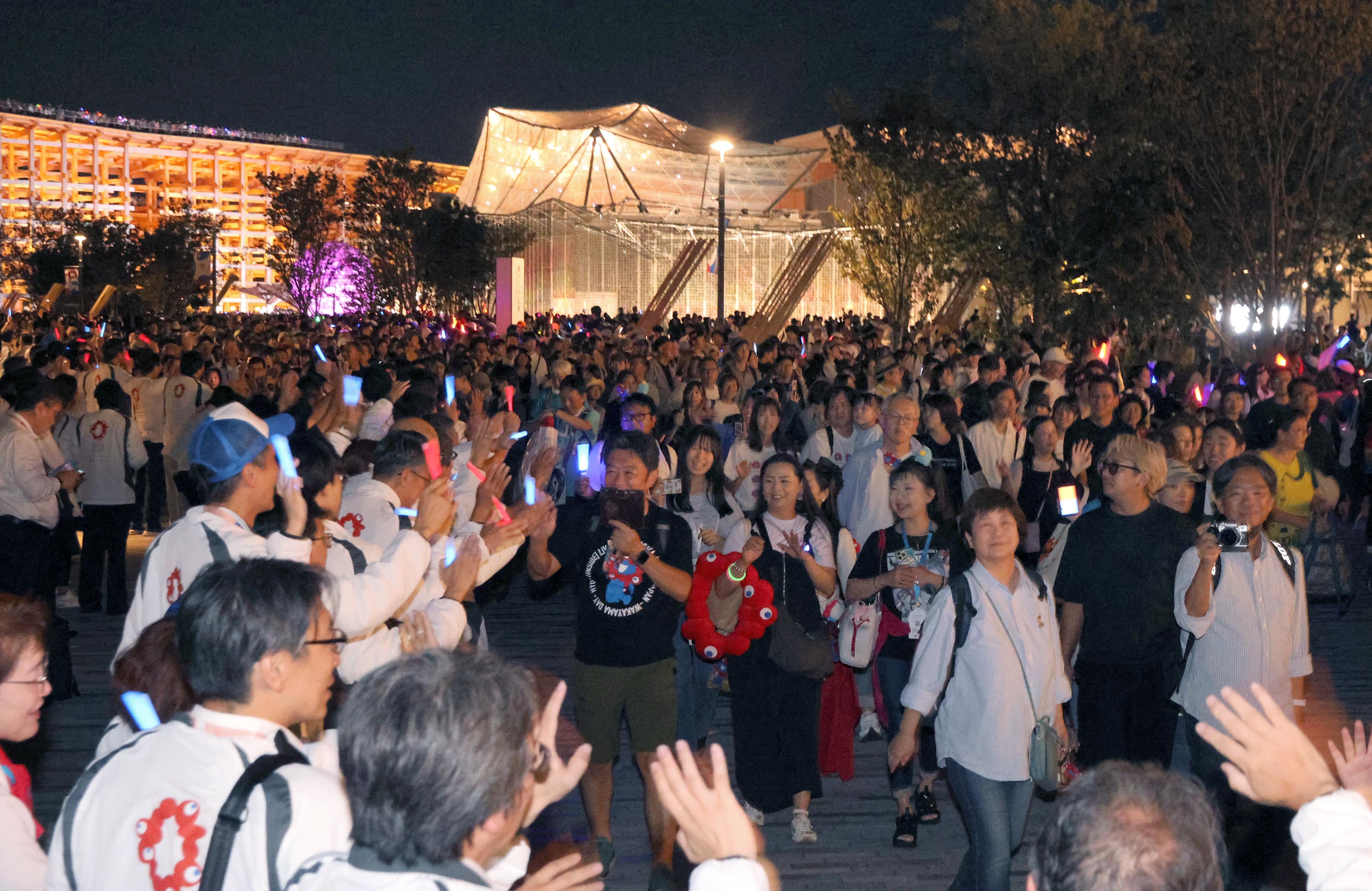 なぜなに万国博 mqdefault.jpg