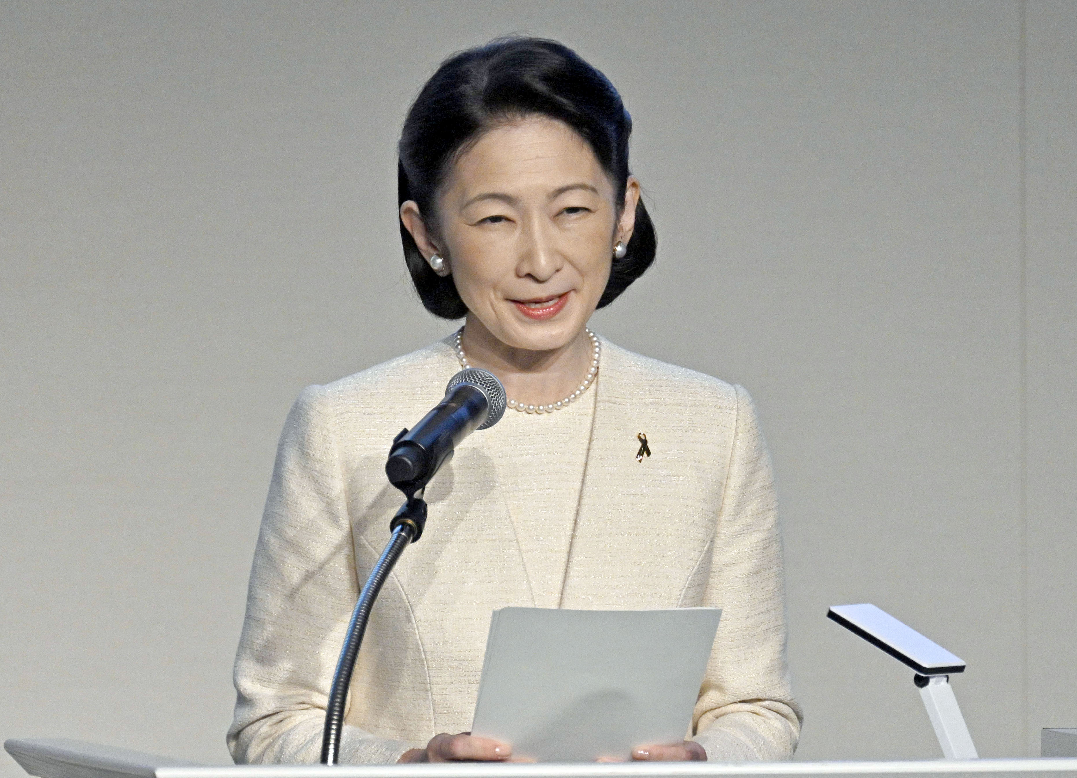 ⭐︎紀子さま専用⭐︎ 紀子さま、小児がん学会式典にご出席 - 産経ニュース