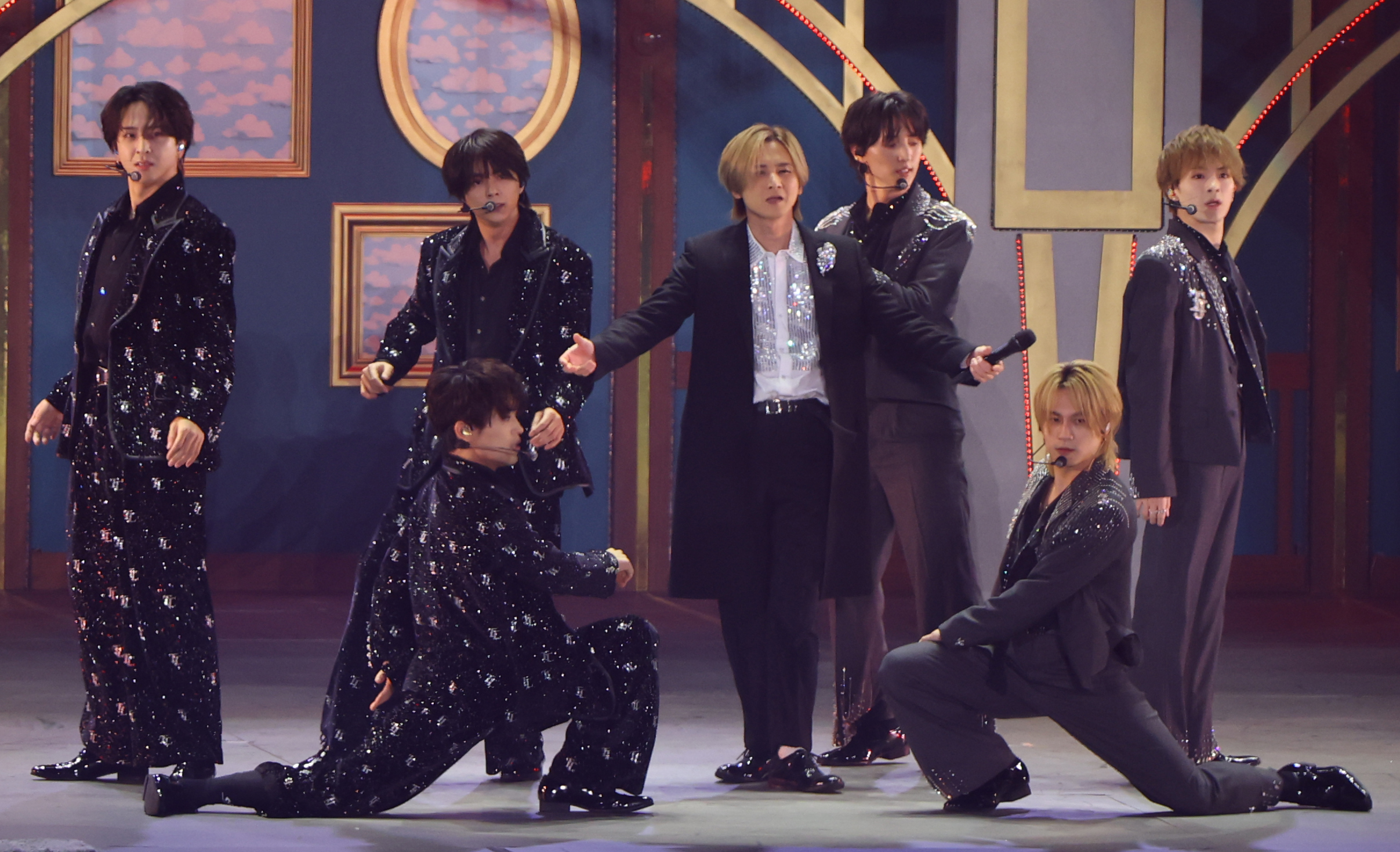 カウコンで12組73人が豪華共演 SixTONES・ジェシー「デビュー6周年で