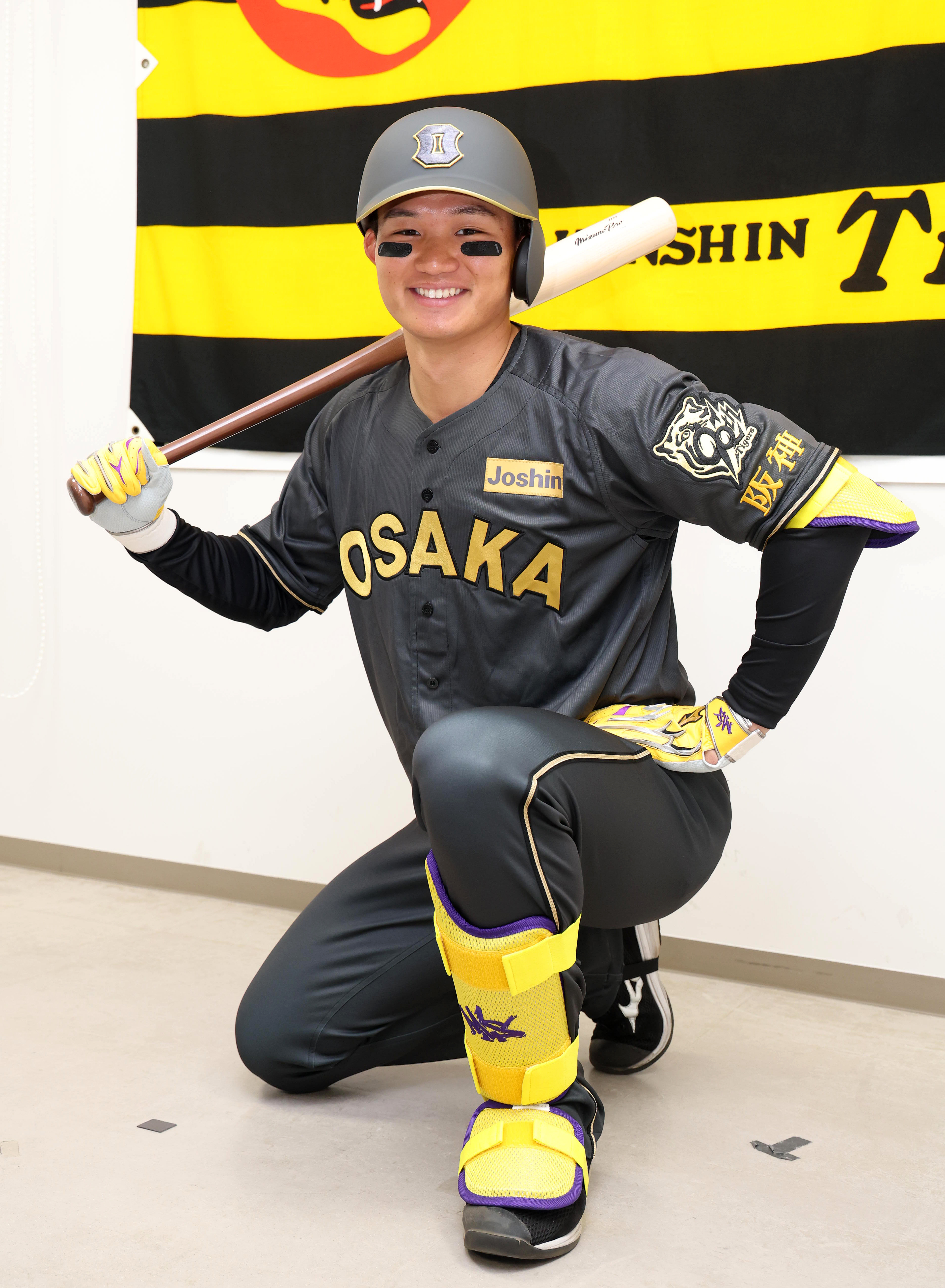 祝，優勝，値下げ中,下園辰哉選手仕様プロモデルユニフォーム プロコレ 本人サイズ 中日ドラゴンズ 高橋宏斗 選手 ホーム