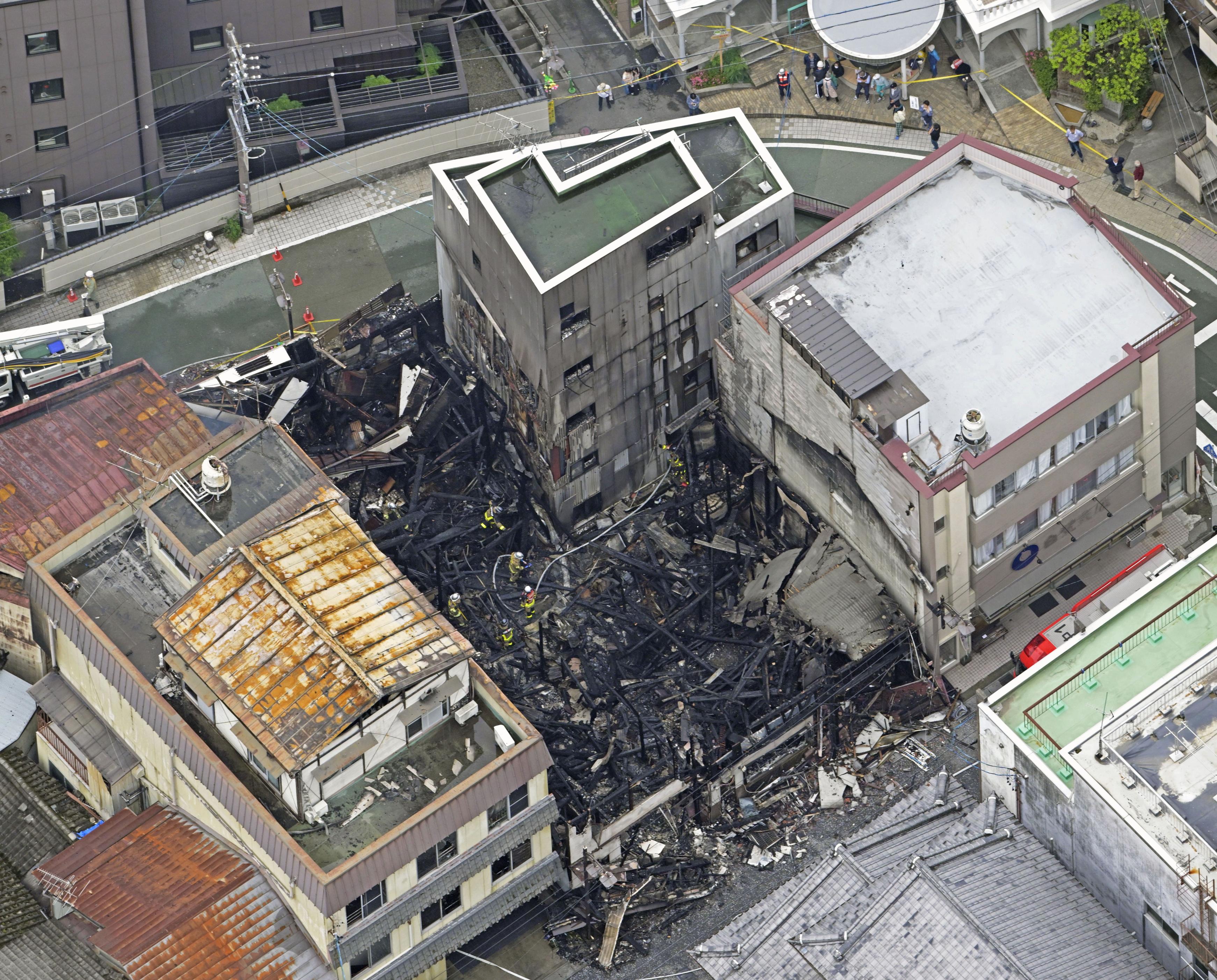 下呂温泉で建物火災、周囲に延焼 宿泊客らに一時避難呼びかけ けが情報