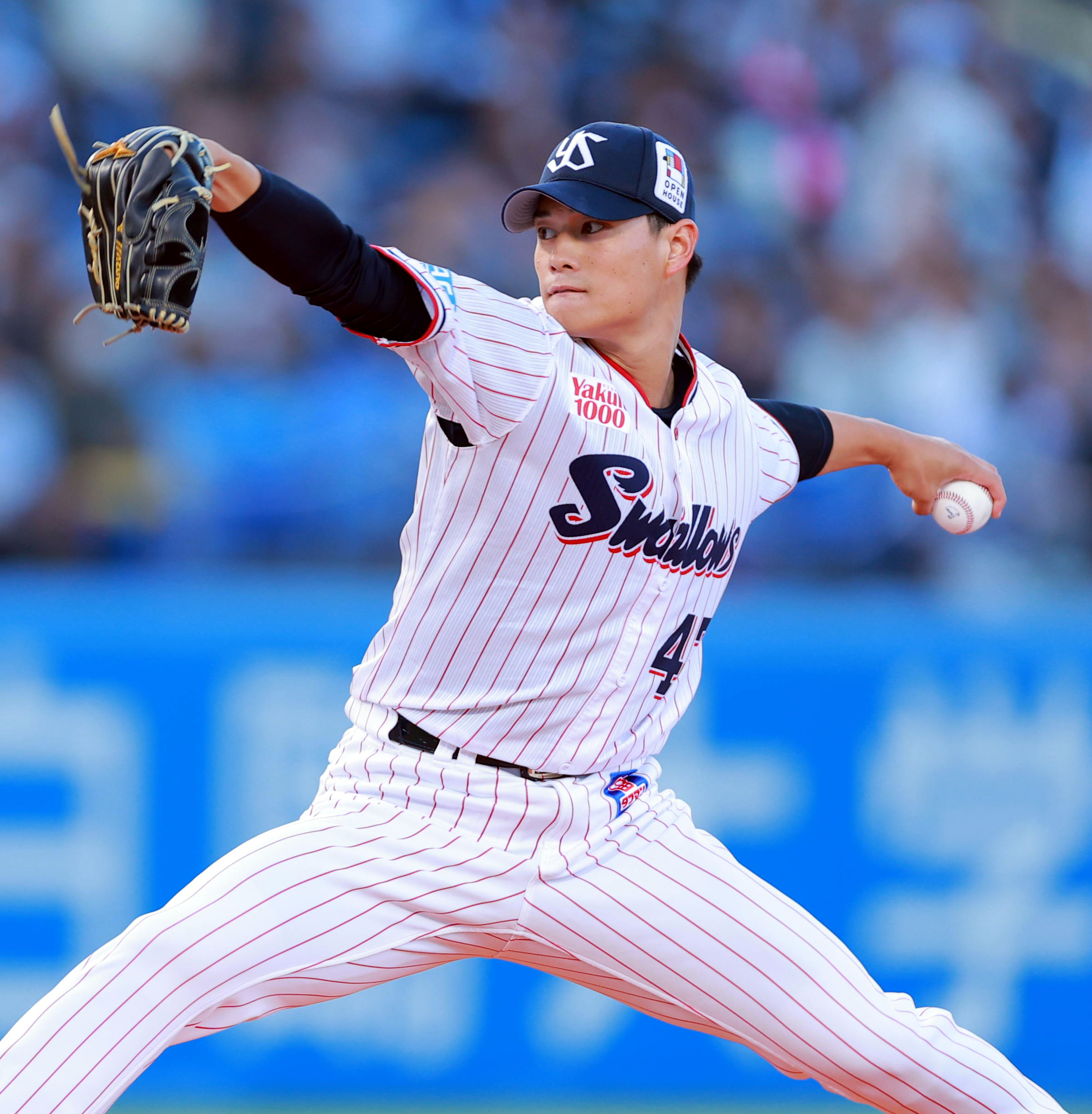 ヤ1―0ロ ヤクルト高橋が今季初勝利、7回無失点の好投 ロッテは投手陣を 