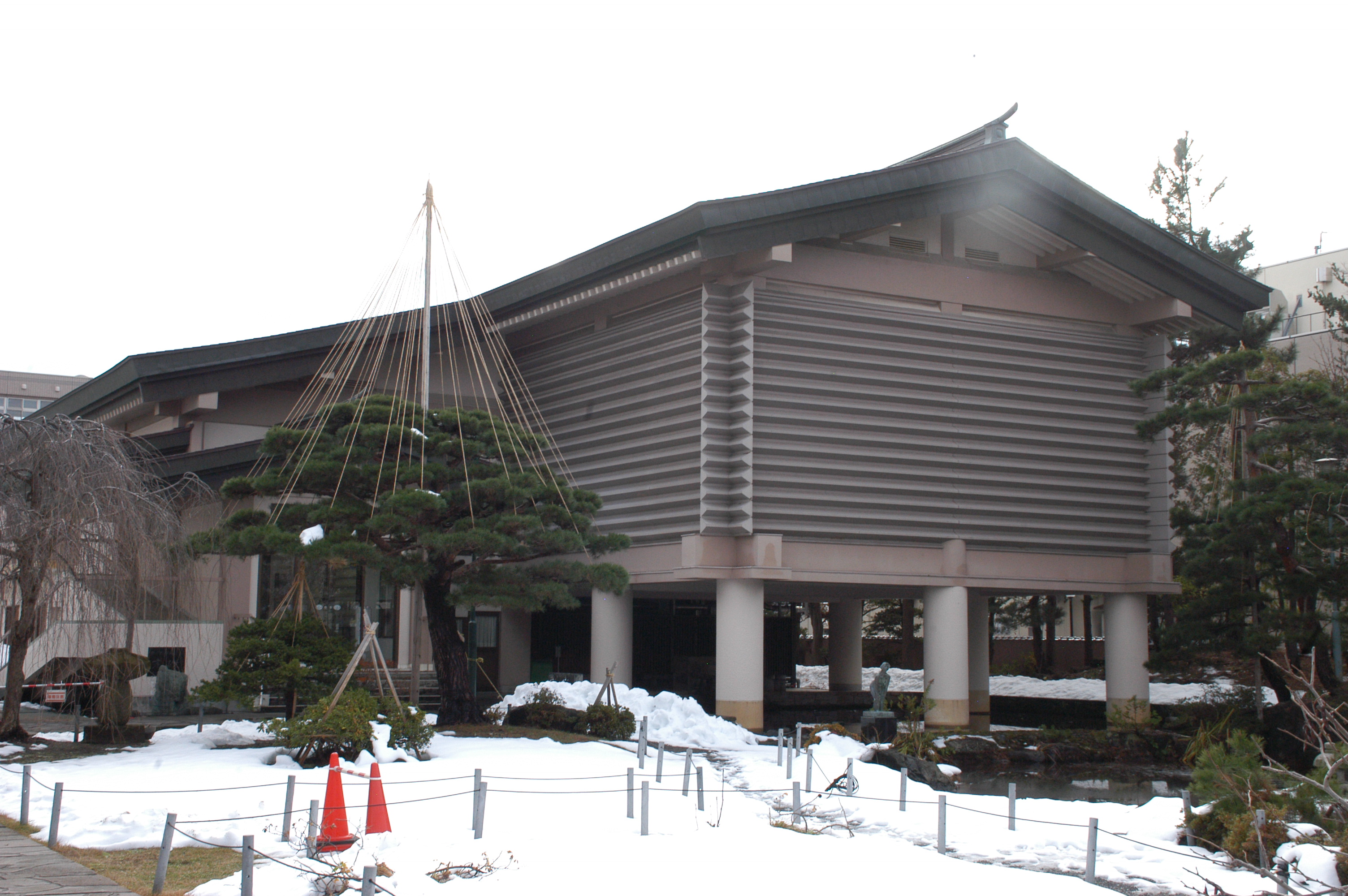 青森「棟方志功記念館」３月末閉館 来館者減、老朽化、バリアフリー非対応など 深層リポート - 産経ニュース