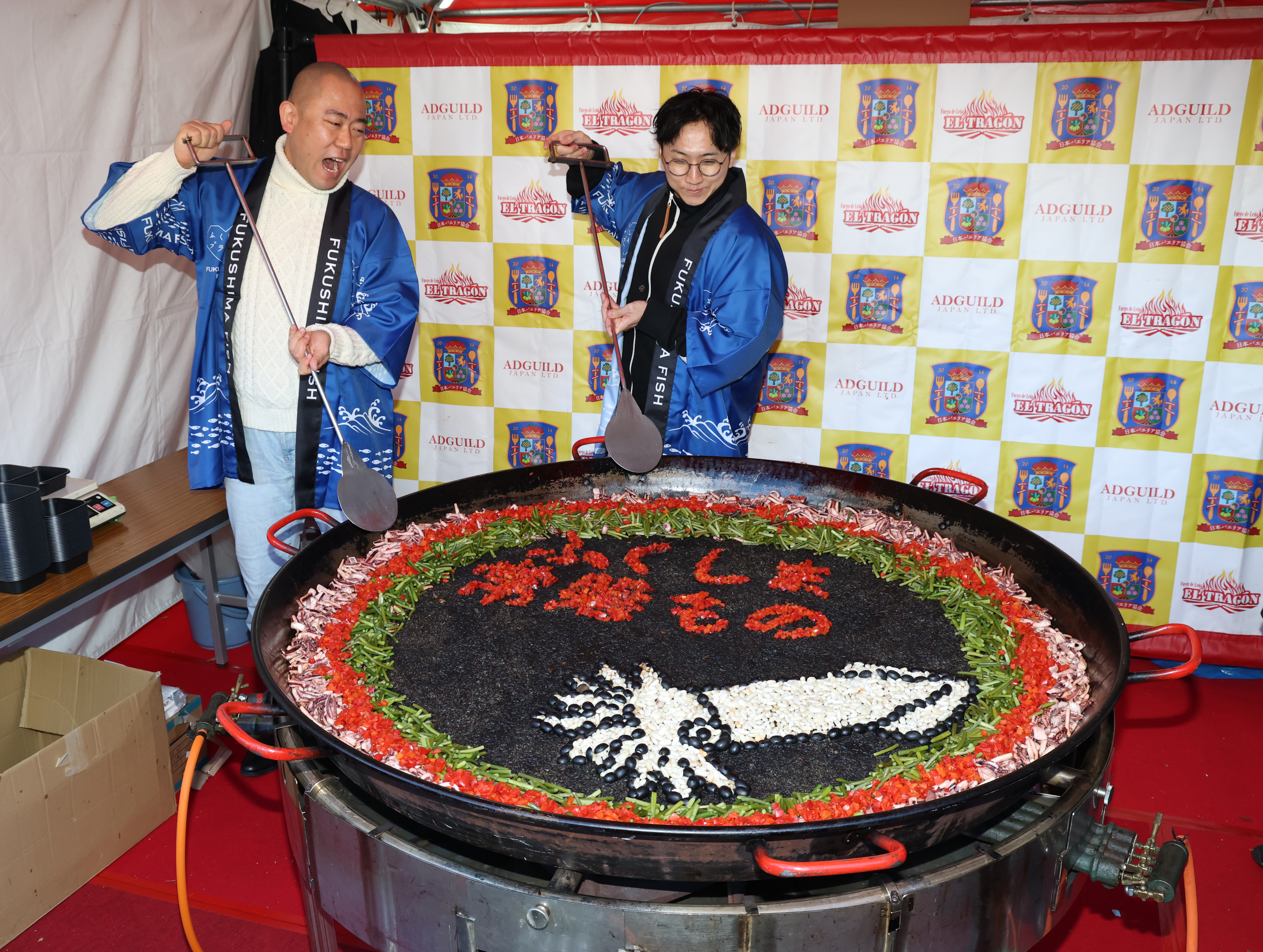 魚ジャパンフェス」日比谷公園で開幕 マグロやノドグロ堪能 30日まで