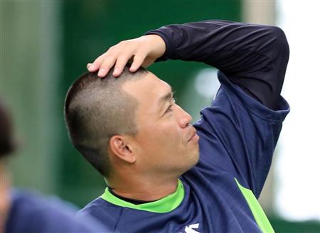 ヤクルト 青木 丸刈りで登場 やらかしたわけじゃないからね サンスポ