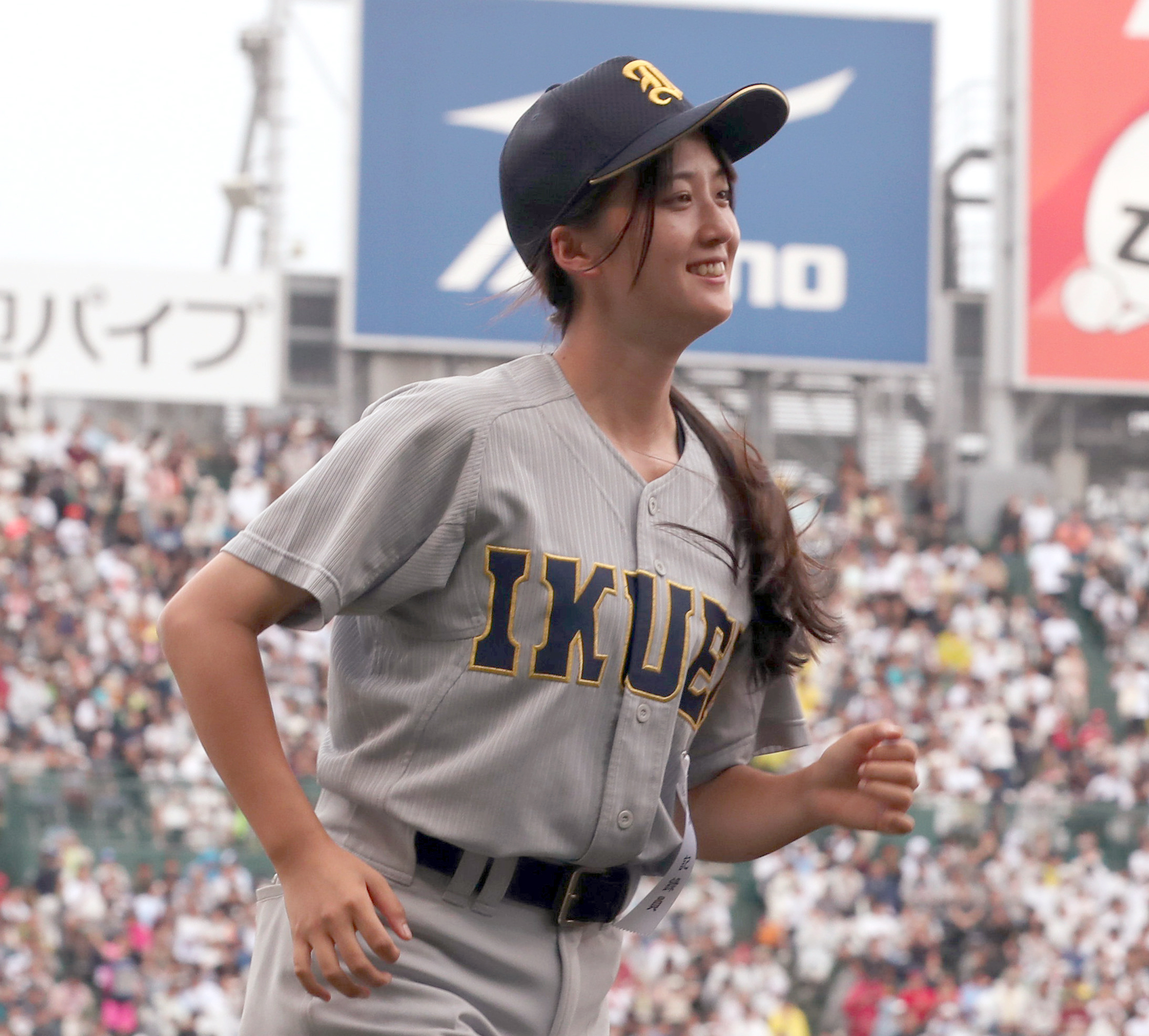 仙台育英初の女子部員、星よつはマネジャーもベンチで16強喜ぶ 元巨人
