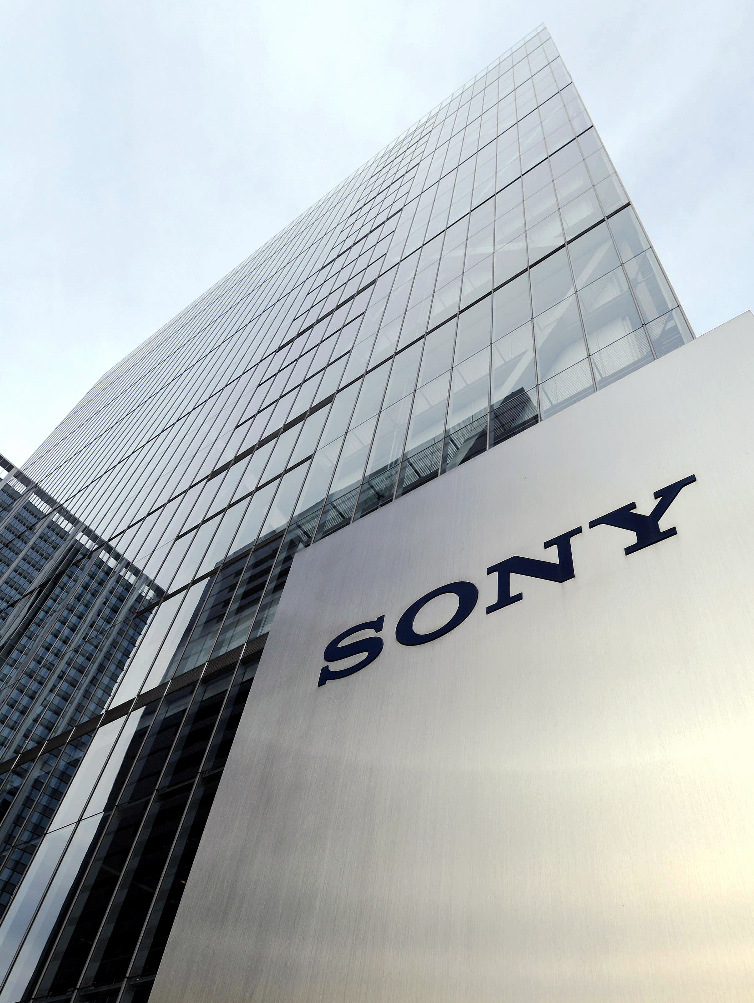 新井奈央「ネット騒然銘柄」 - zakⅡ