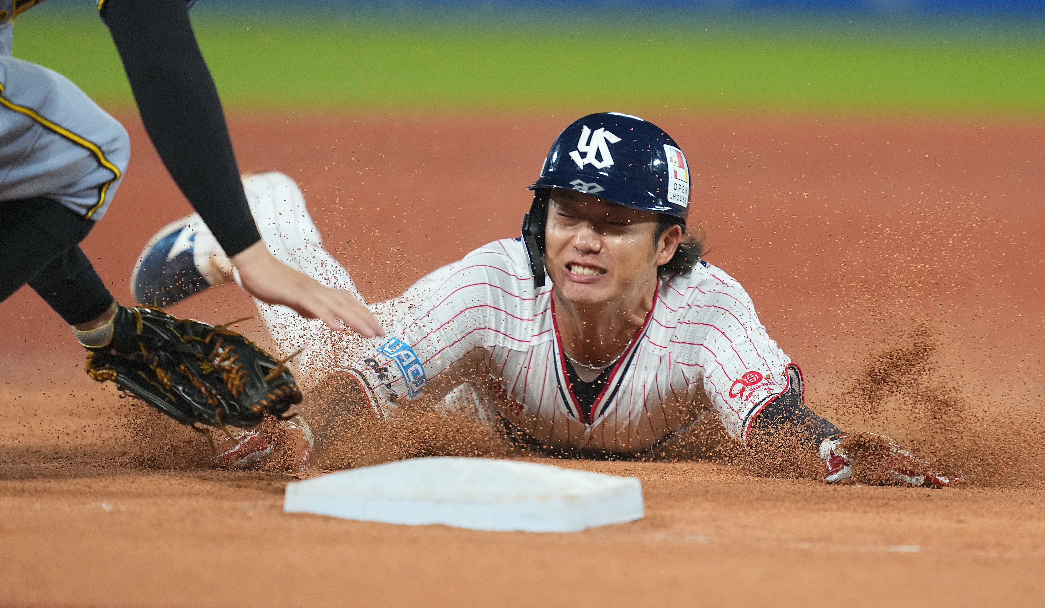 ヤクルト・長岡、「ドキドキ」3カ月ぶりの1軍で…魅せた「全力プレー