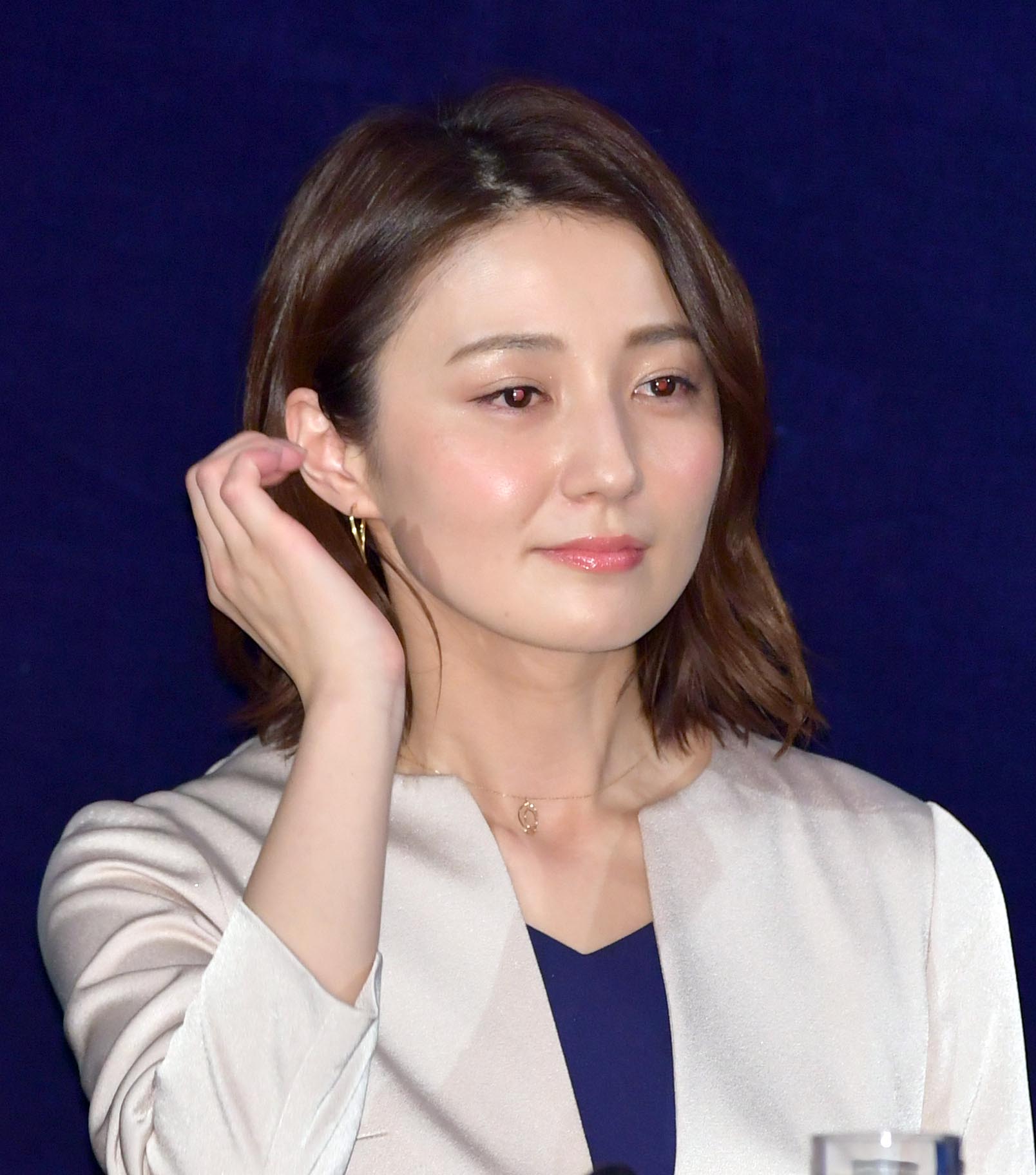 久野 静香