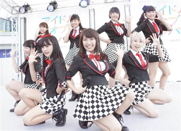ご当地アイドル発見 名古屋クリアーズ 上 犬のうんち踏むのも茶飯事 お掃除する美女ユニット 1 2ページ 産経ニュース