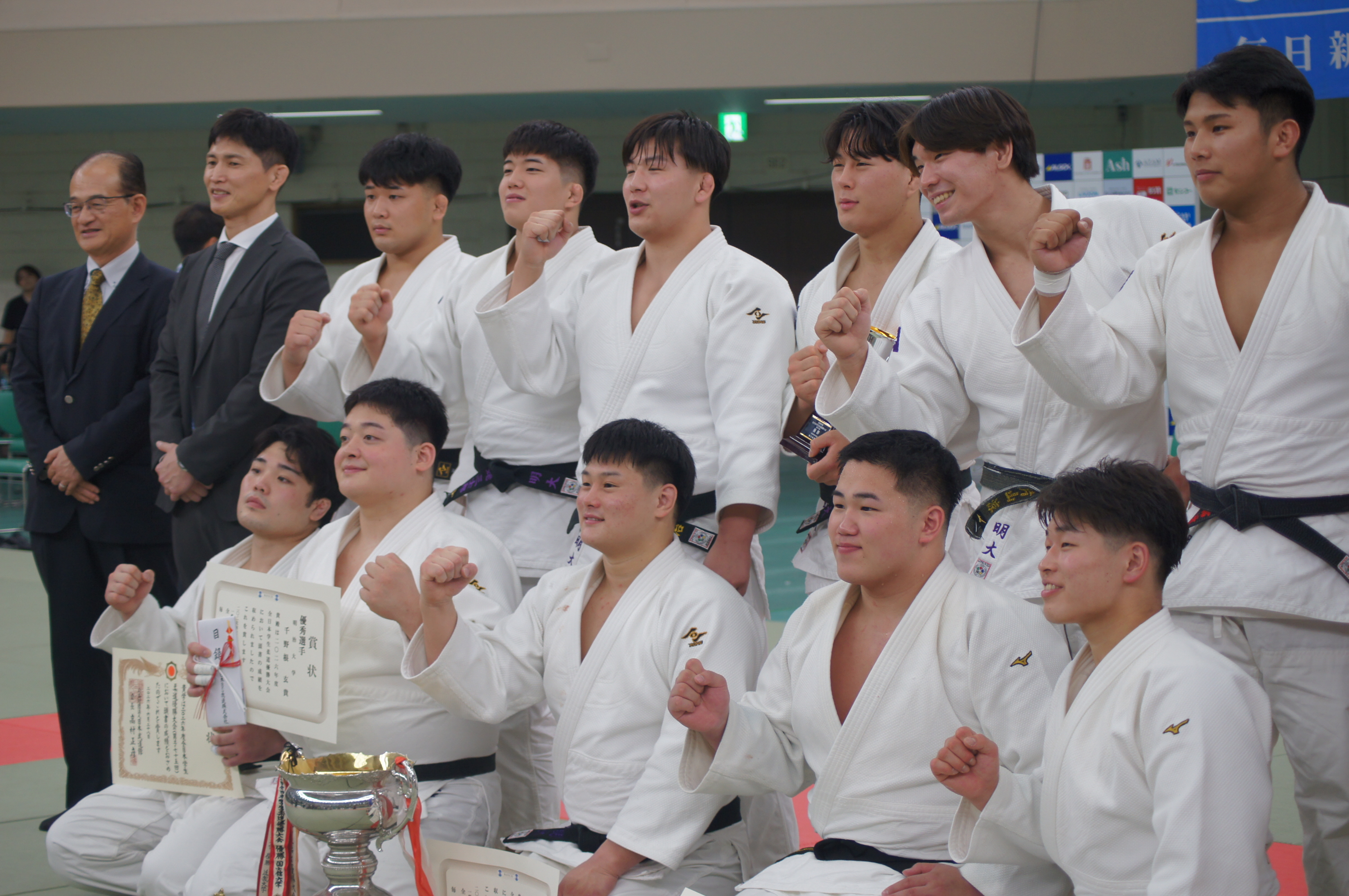 【柔道DVD】バランスを制し、投げ勝つ柔道 (小川直也)2枚組 明大が25年ぶり17度目のV！吉田秀彦、小川直也ら輩出した名門が復活の