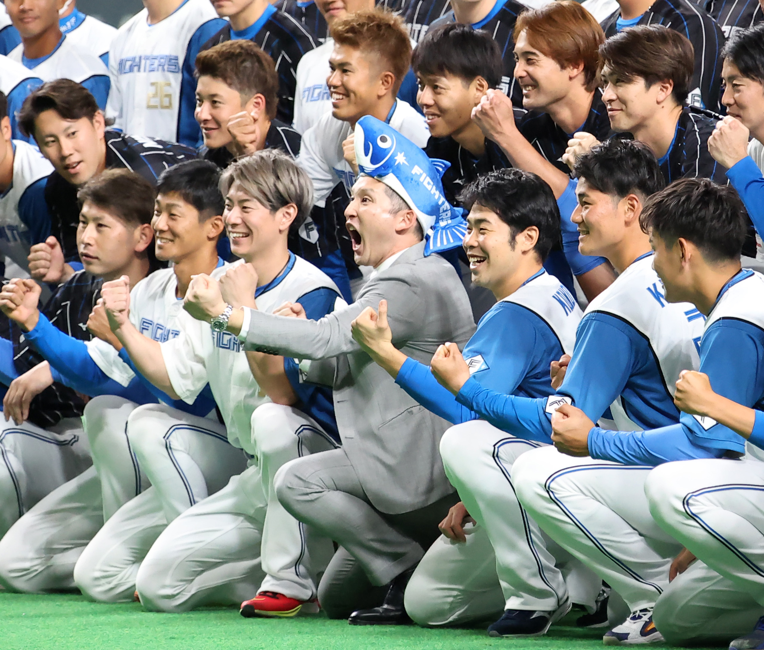 現役引退の杉谷拳士、日本ハムのファンフェスで前進セレモニー「どこで