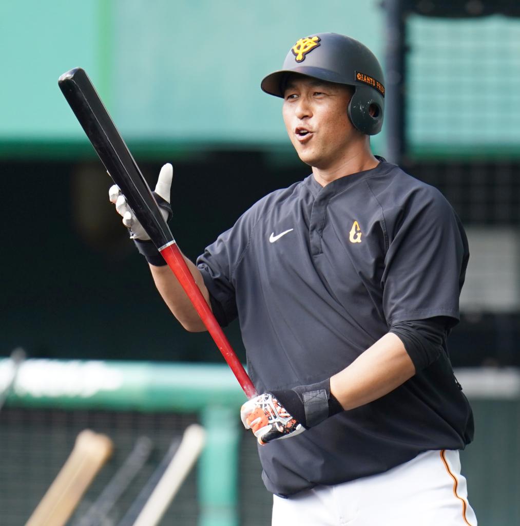 中日、西武との争奪戦を制し中島宏之を獲得「選手1本で熱心に口説き