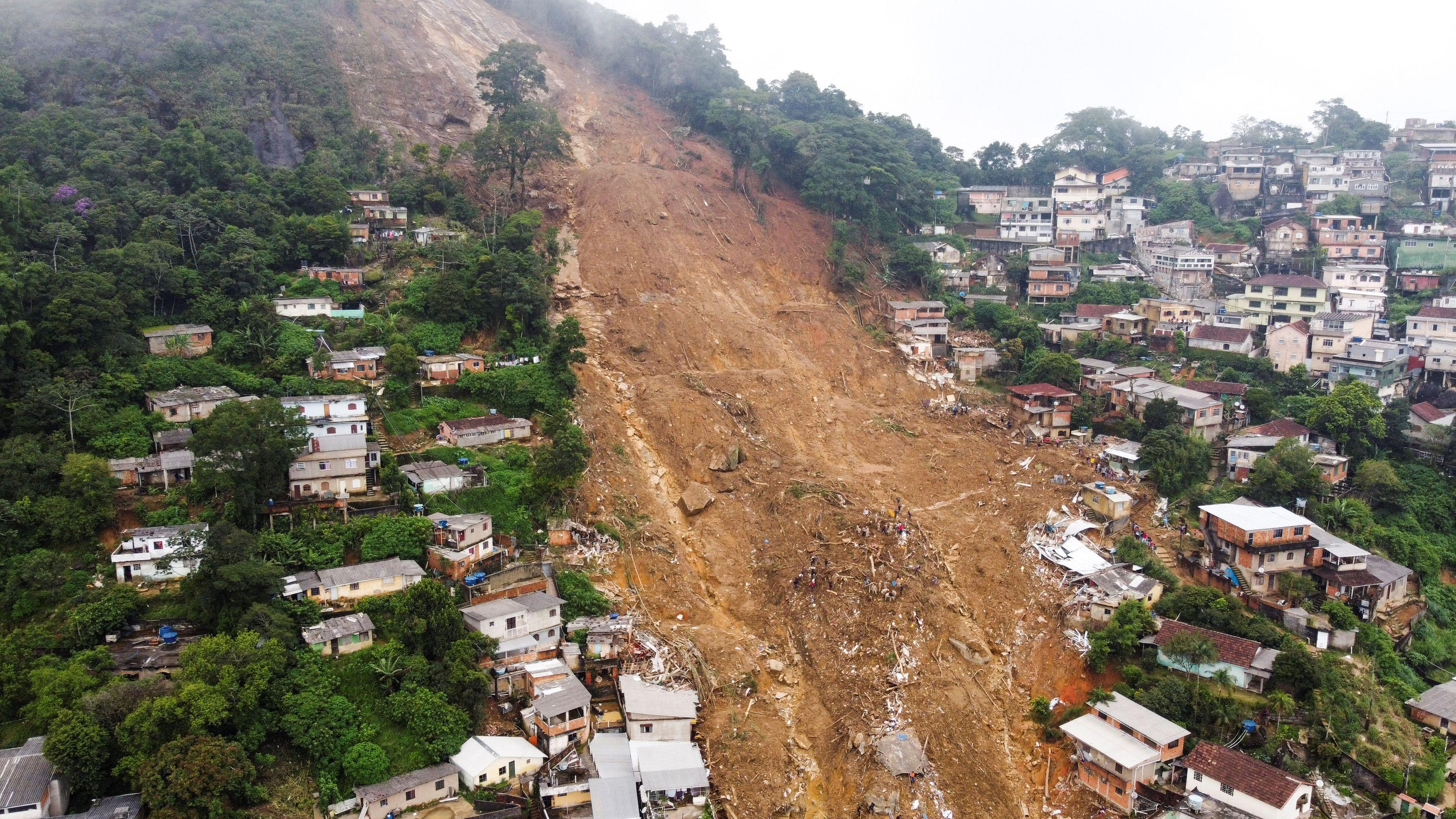 雨のリオデジャネイロ ブラジル豪雨で100人超死亡 「6時間で1カ月分の雨」 - 産経ニュース