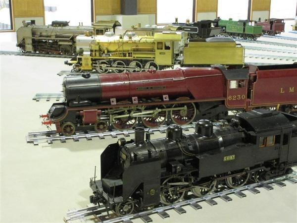 世界の偉大な機関車　ミニチュアコンプリート25点　展示棚付き D51」迫力満点 鳥取にミニSL博物館オープン - 産経ニュース