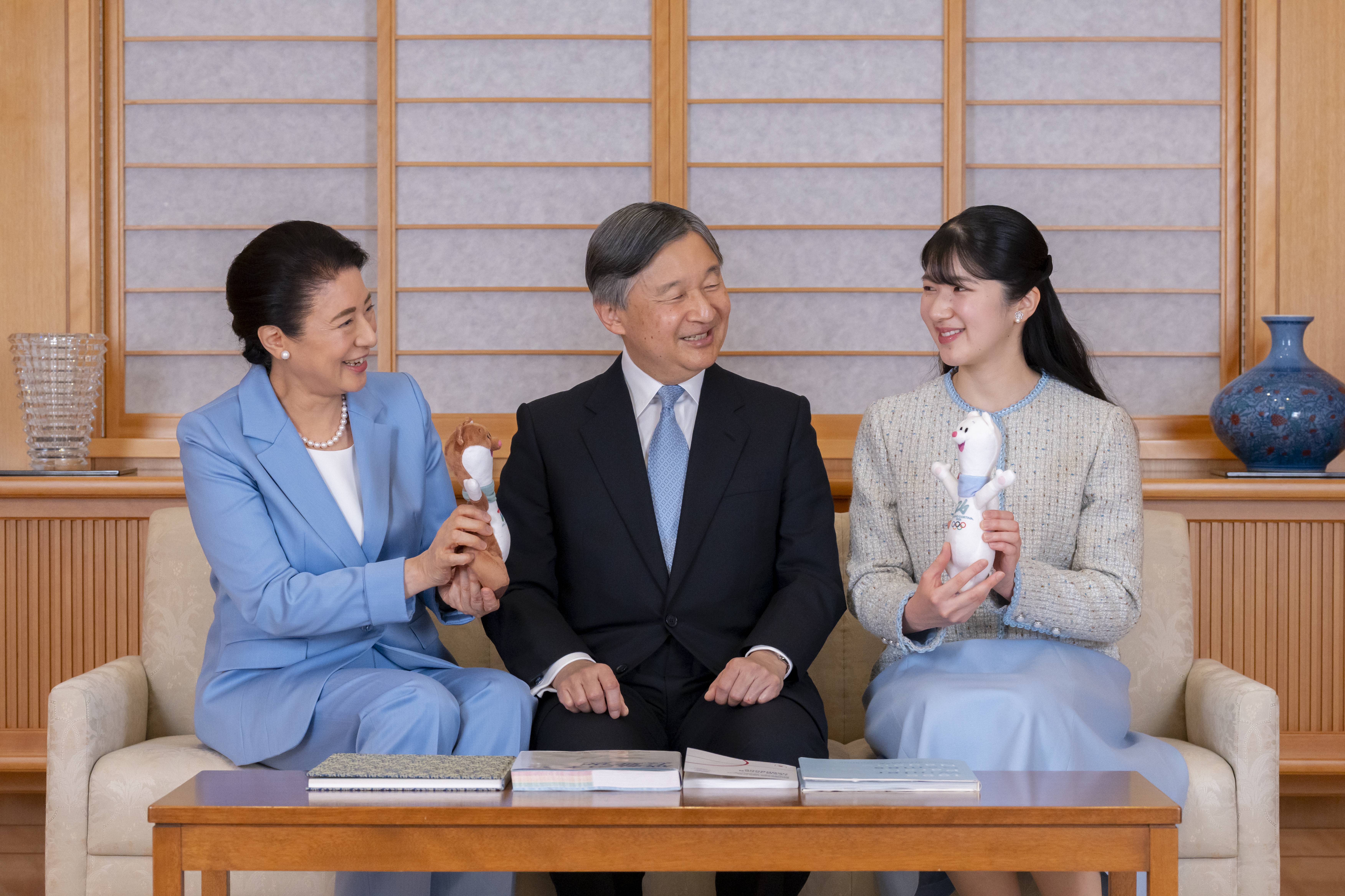 天皇陛下、66歳誕生日ご会見 愛子さま「一人の人間、一人の皇族として