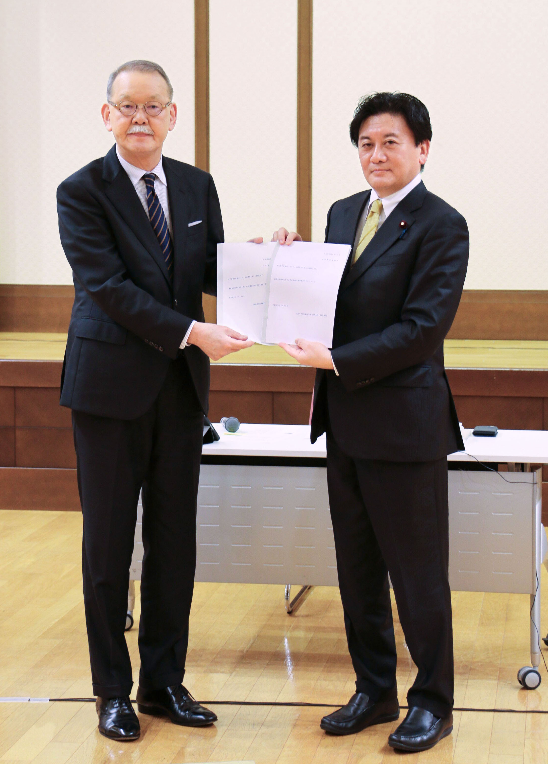 学校裁量で授業5分短縮、カリキュラム編成を柔軟化 文科相が中教審に
