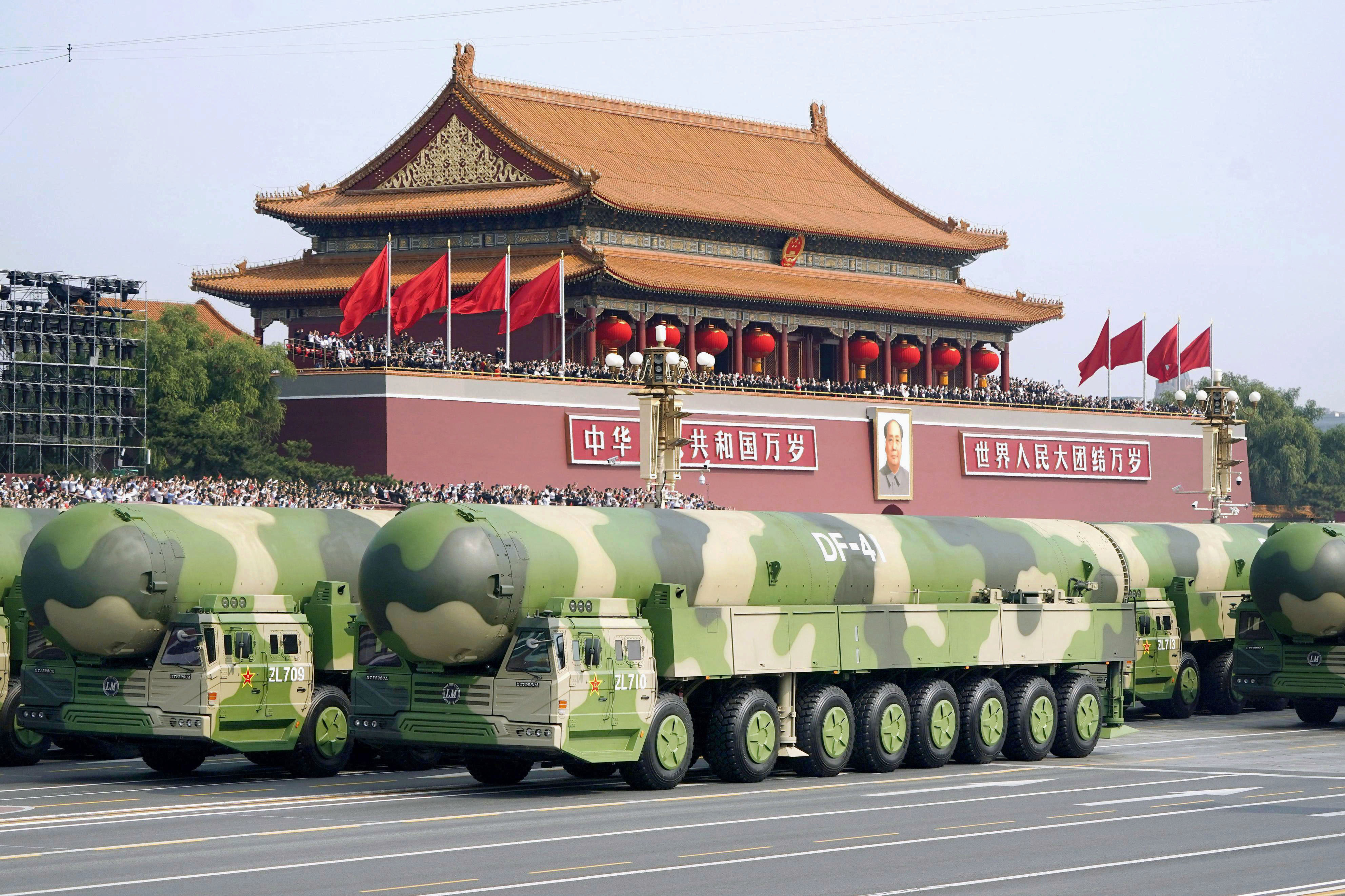 希少 1/64 DF-31 中国人民解放軍ロケット軍 大陸間弾道ミサイルICBM 希少 1/64 DF-31 中国人民解放軍ロケット軍 大陸間弾道ミサイル