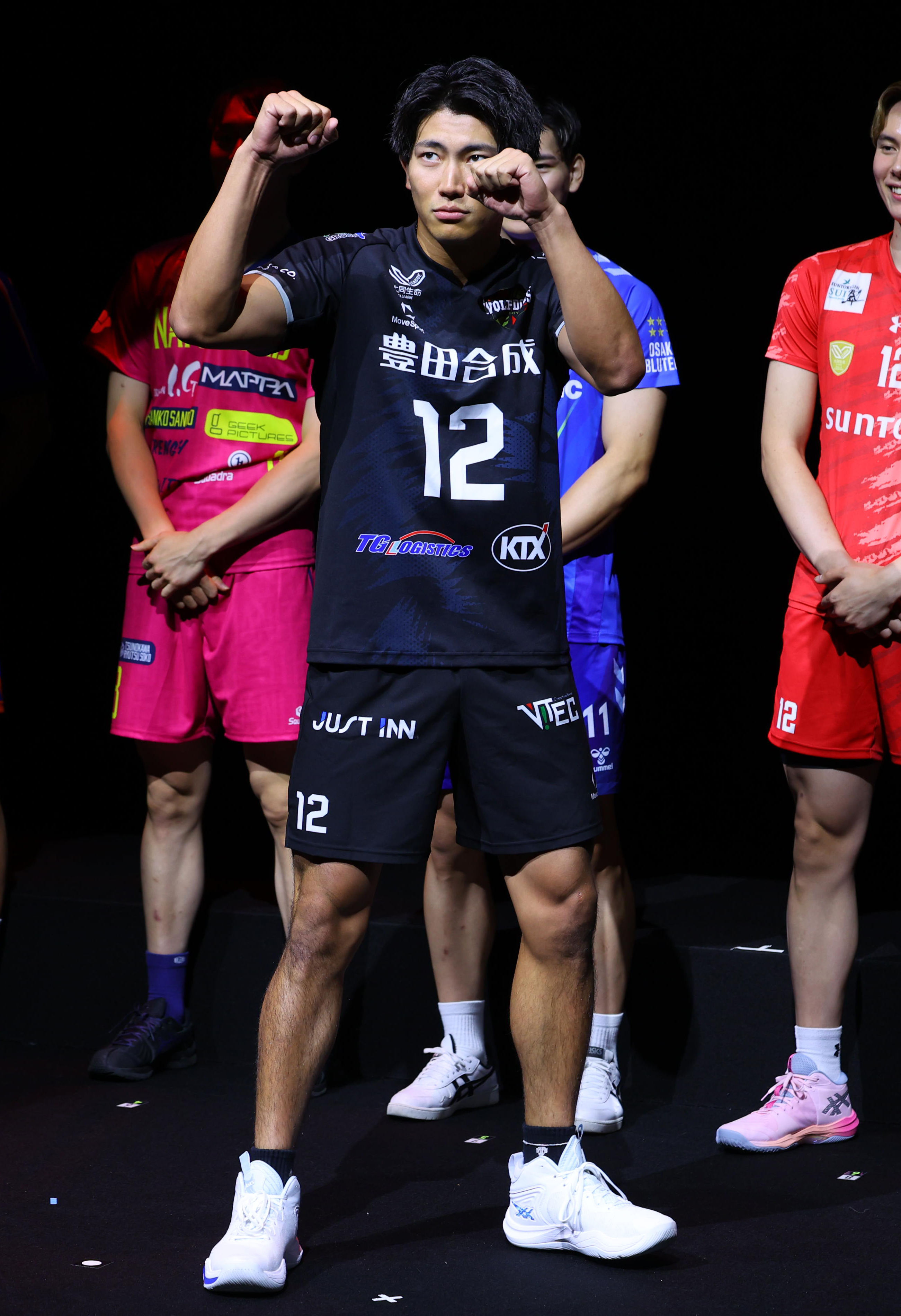 高橋藍「2連覇目指す」、西田有志「勝ちにこだわる」 バレーSV