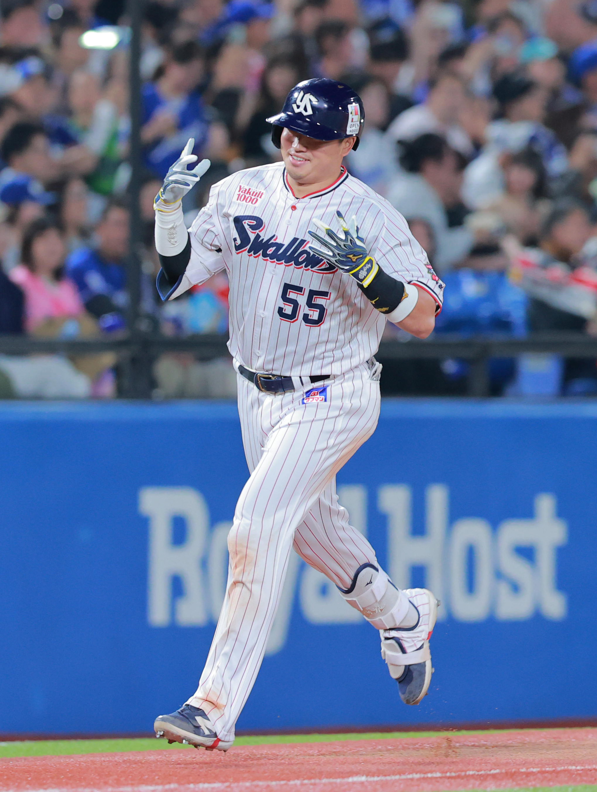 ヤクルト・村上宗隆、史上最年少200号に王手 3戦連発の8号2ラン