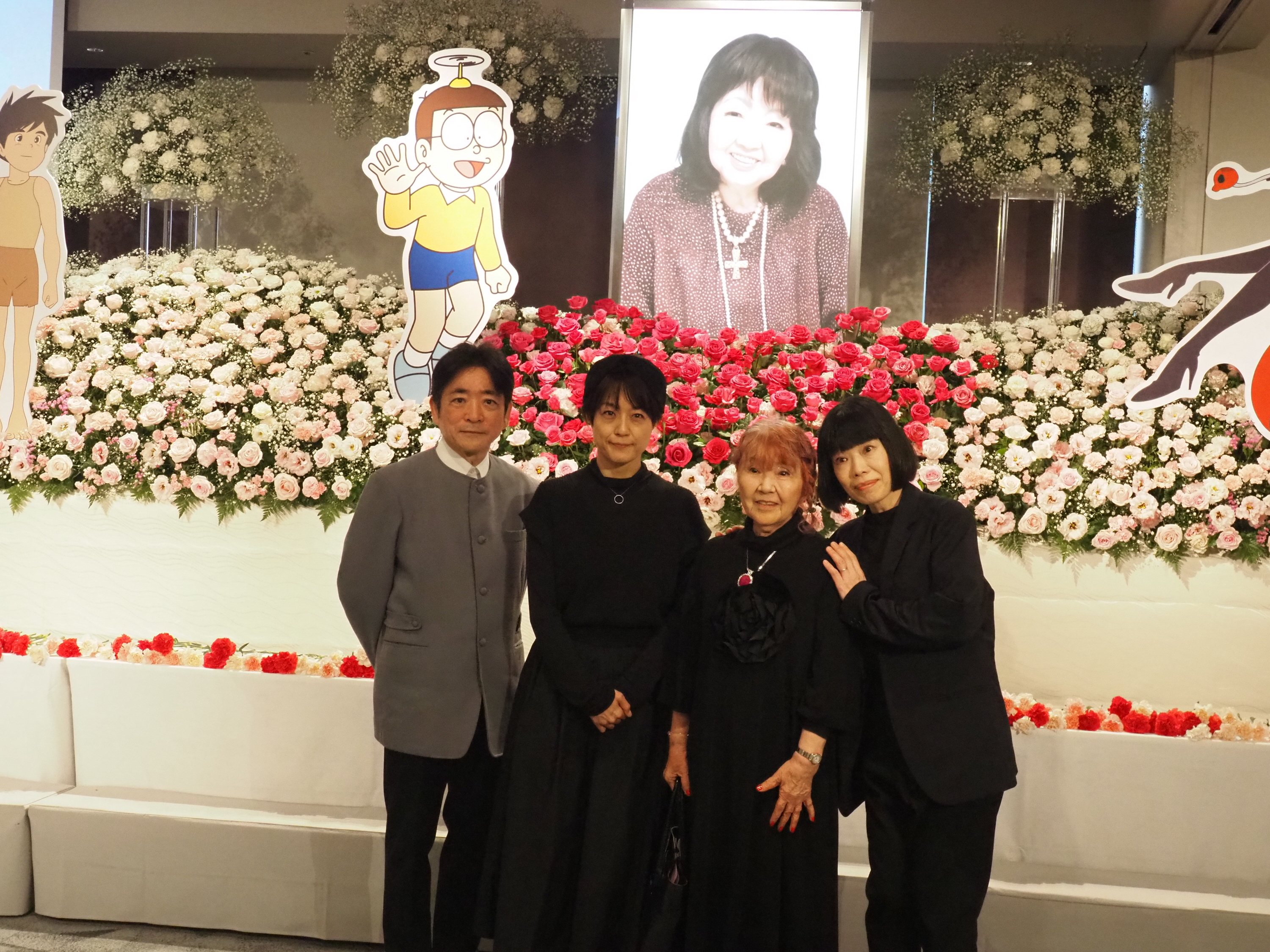 貴重 旧ドラえもん 声優サイン色紙 大山のぶ代さん 小原乃梨子さん