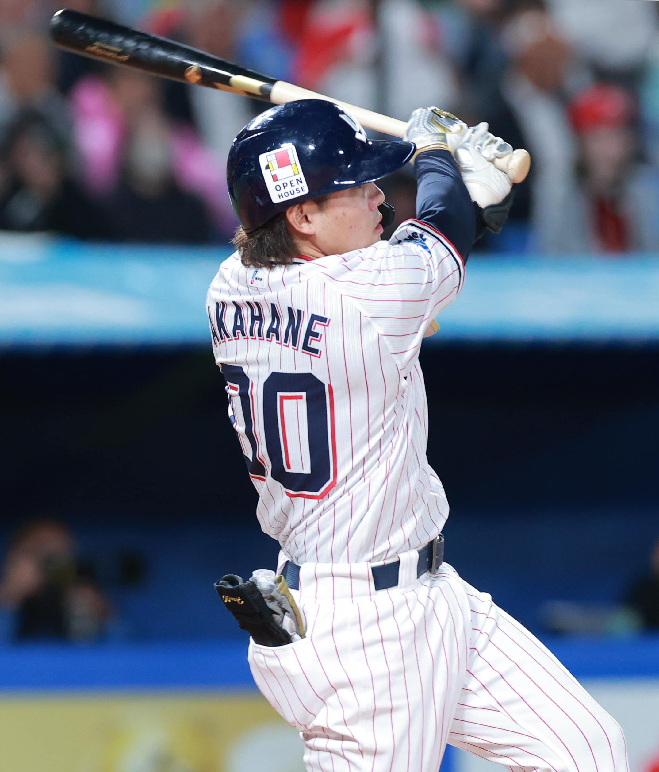 ヤクルトスワローズの赤羽由紘選手実使用スパイク ヤクルト・赤羽由紘、左手甲に死球受け1打席で交代 後半戦は