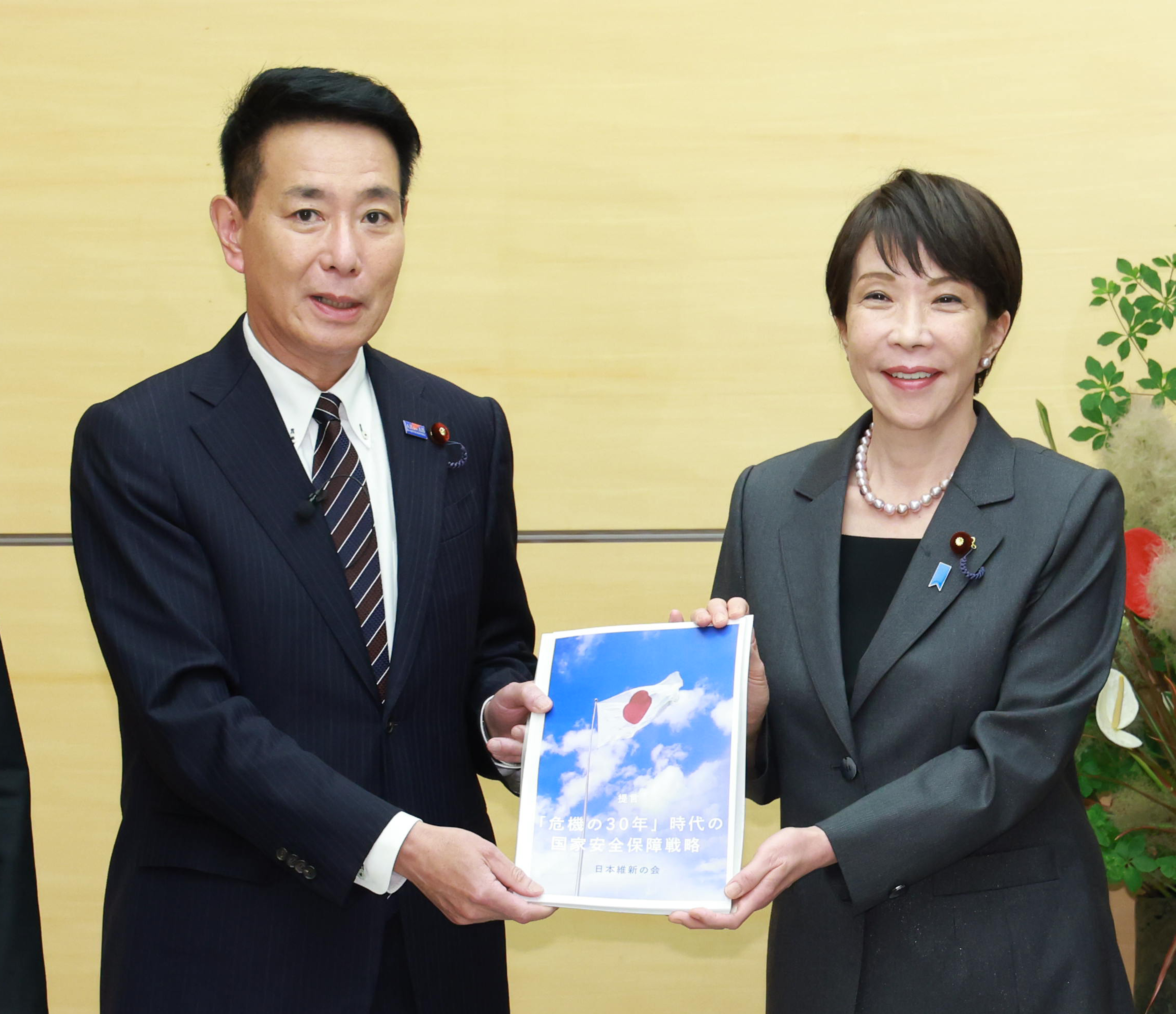 安保3文書 自民、維新が提言提出 高市首相「これからが検討の正念場