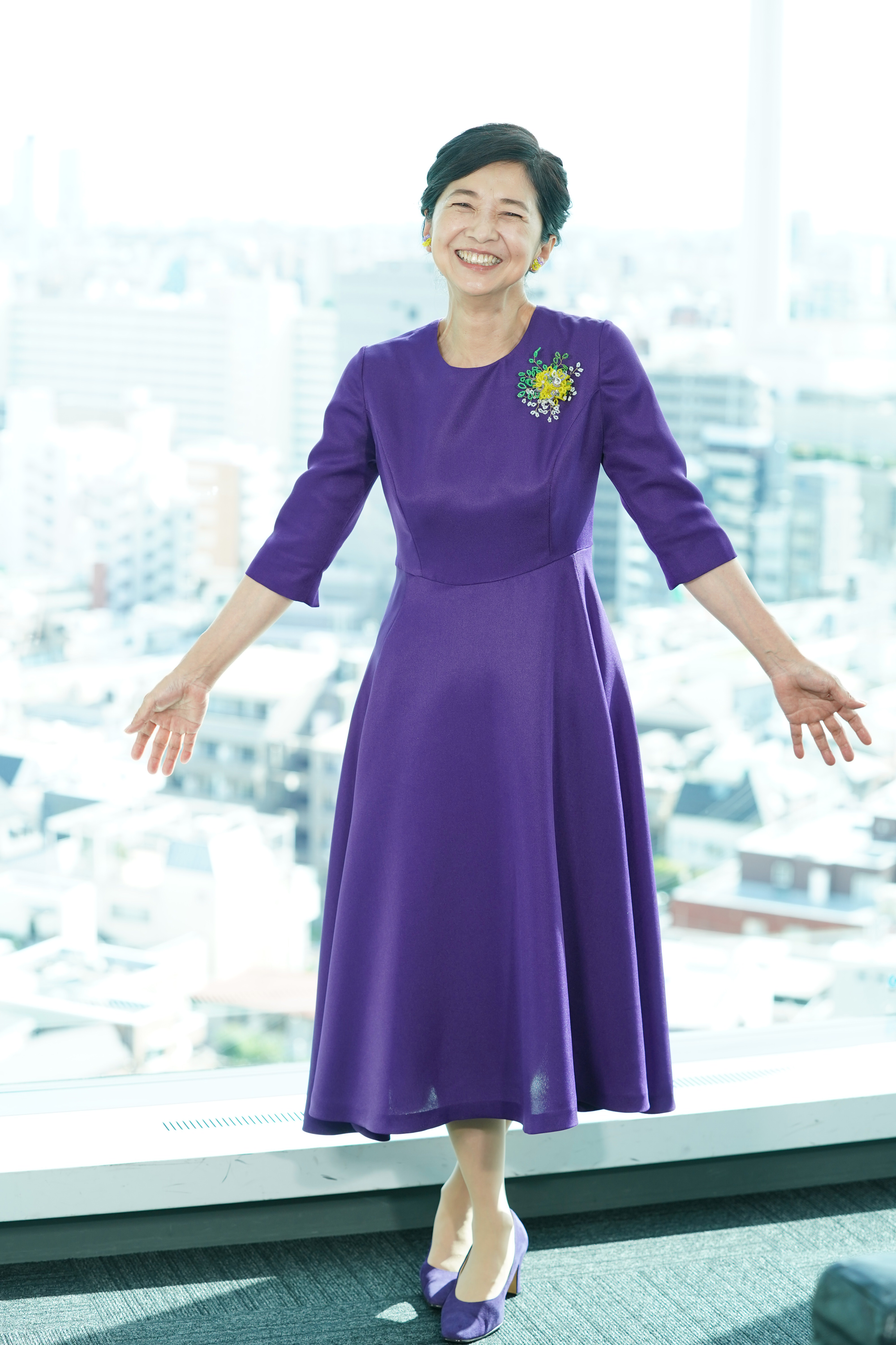 ヒューマン】62歳・宮崎美子 ♪いまのキミもピカピカに光って…「就活