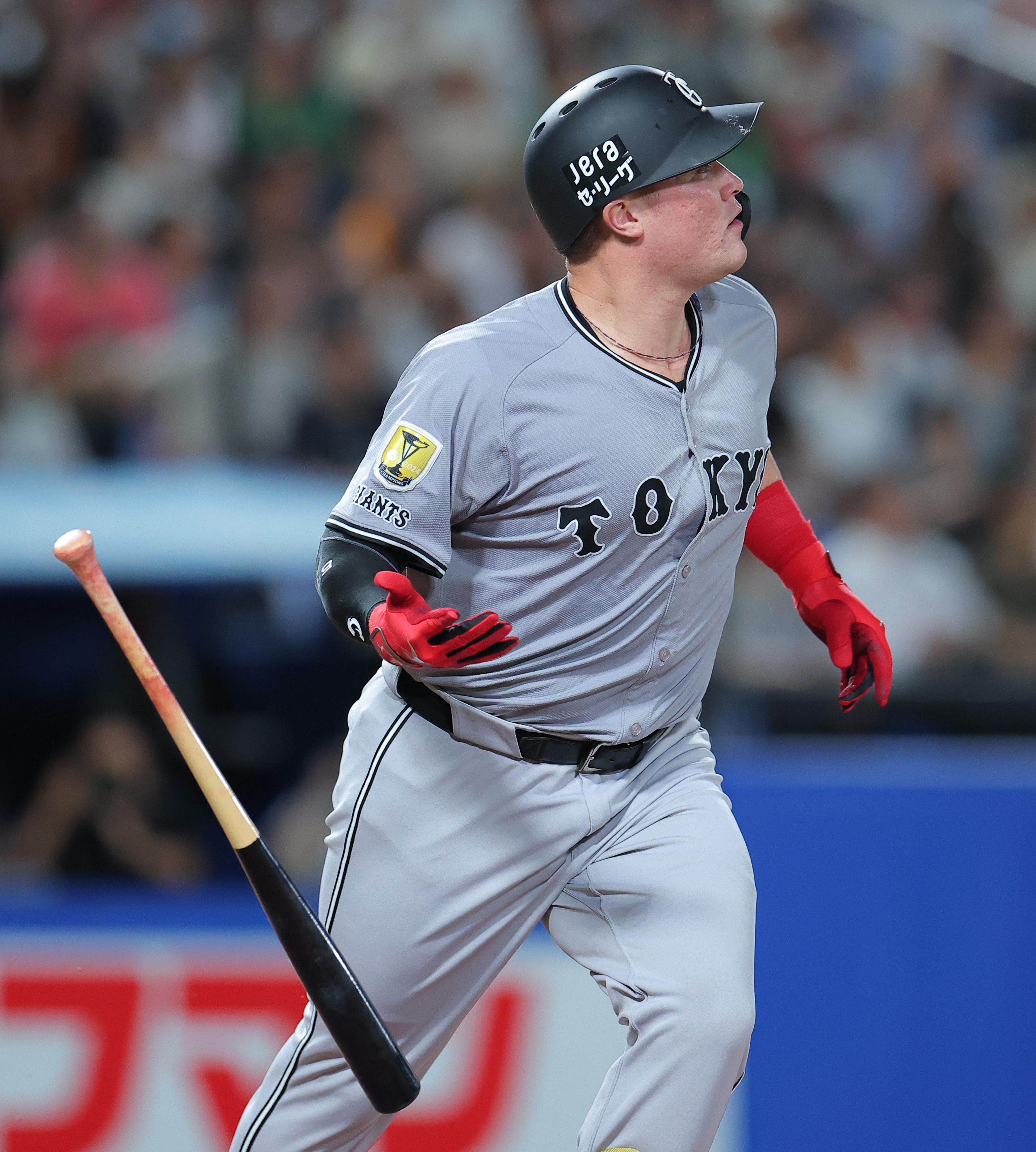 巨人・リチャードがバックスクリーン満塁弾！ 中山礼都とともに4安打