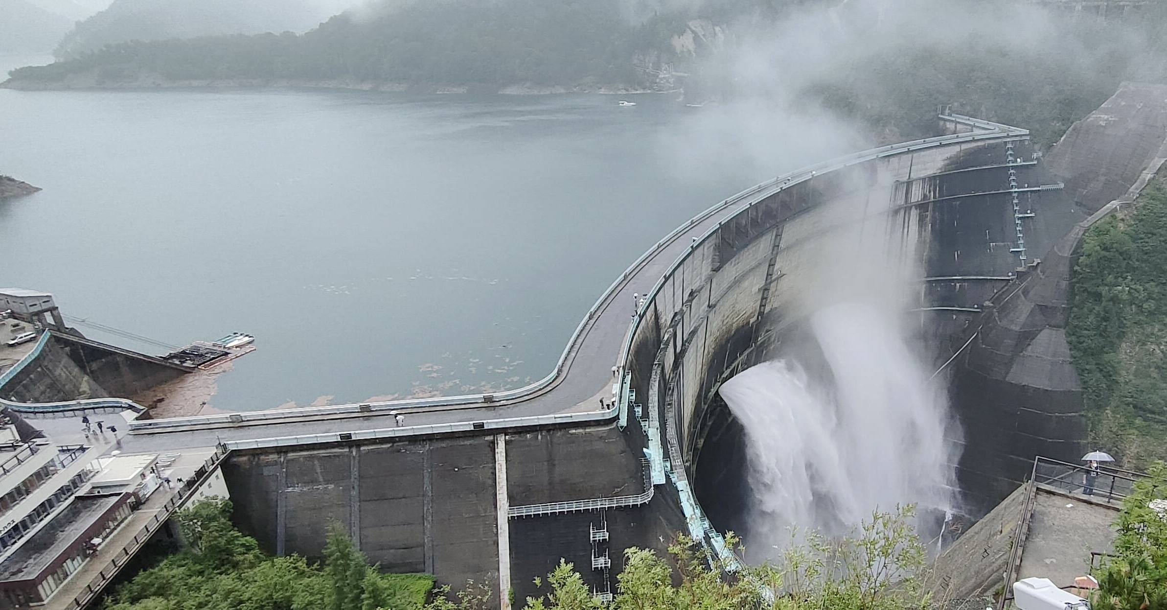 中島みゆきが熱唱した黒部ダム 名物トンネルを一般公開へ - 産経ニュース