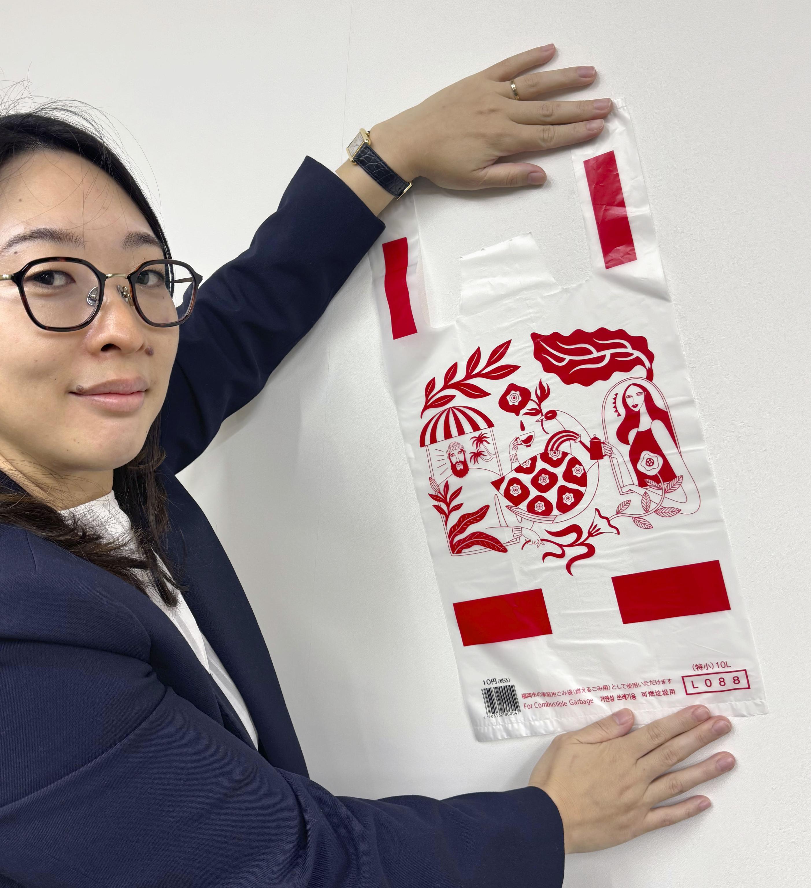 ごみ出し使えるレジ袋発売 福岡市、図柄で違和感なく - サンスポ