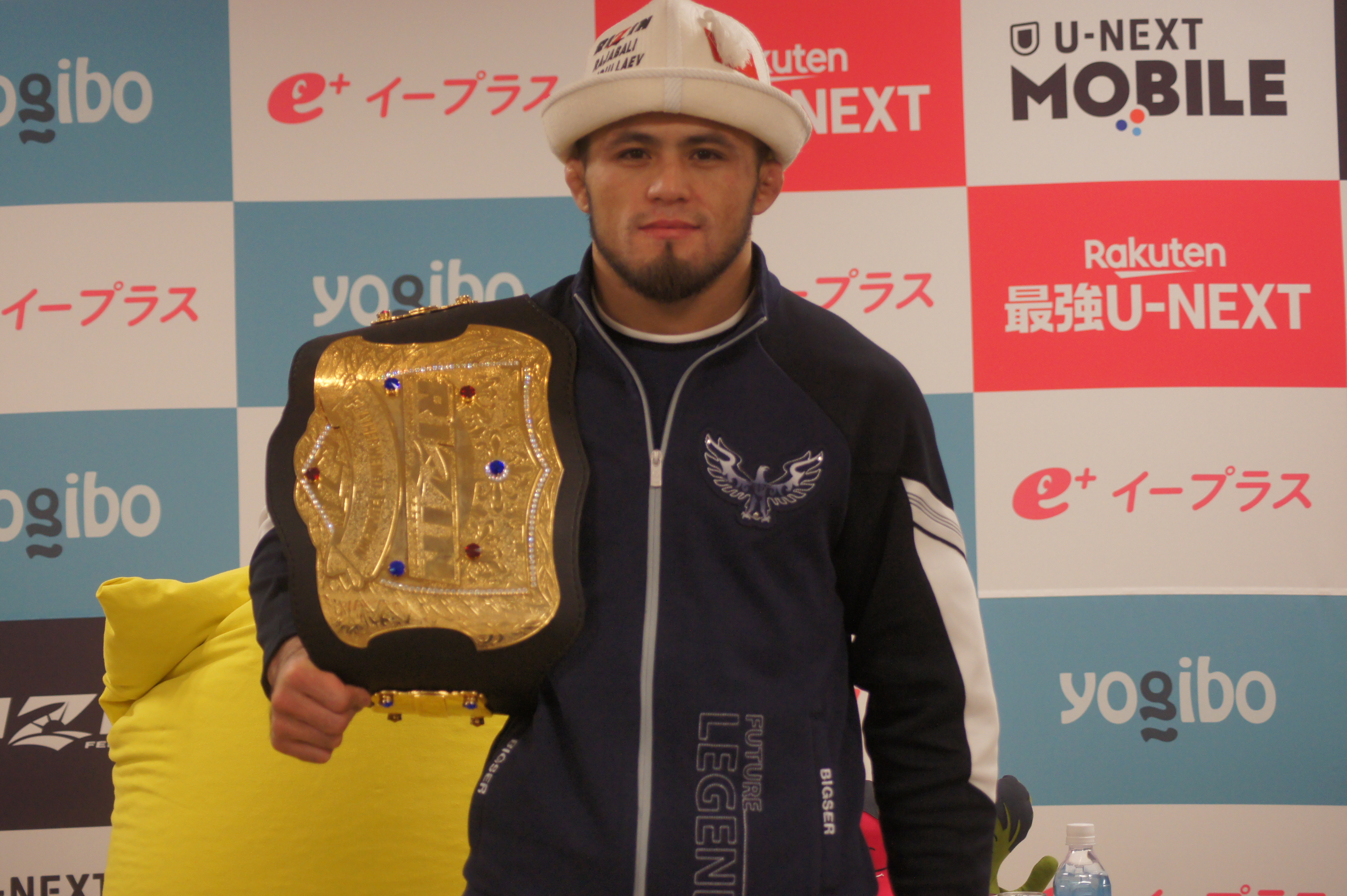 RIZINラジャブアリ・シェイドゥラエフ選手着用 キルギス伝統帽子　残り2つ RIZIN ラジャブアリ・シェイドゥラエフ選手着用 キルギス伝統帽子の