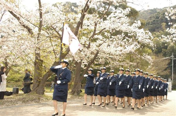 日本の海 尖閣 守る 海上保安学校入学式 国民の期待に応えられる保安官に 1 2ページ 産経ニュース