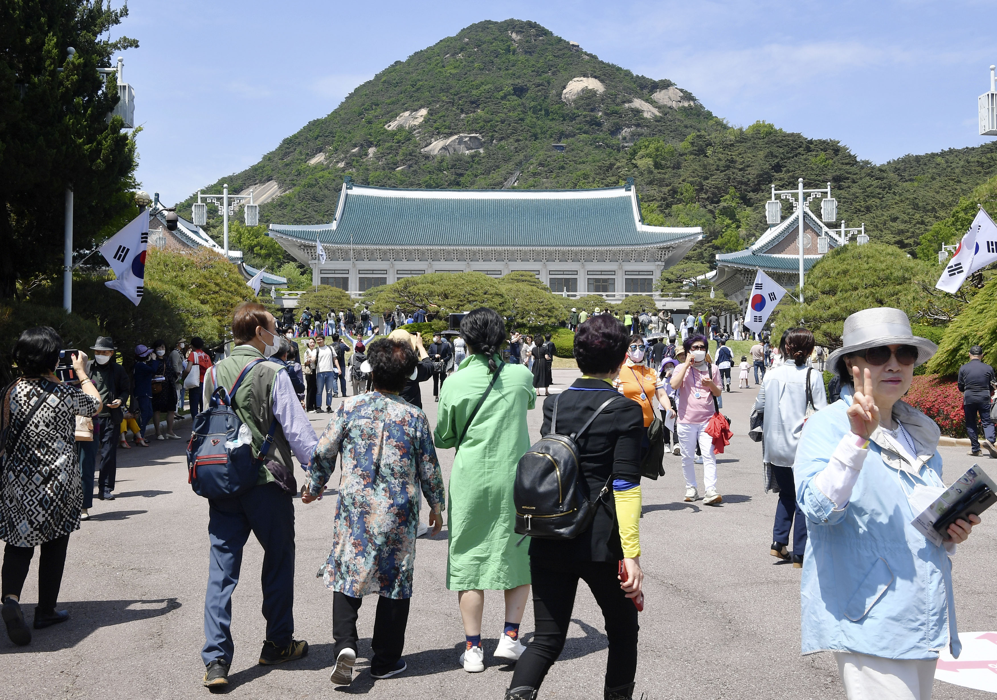 フォト特集 青瓦台 市民に開放 韓国 大統領府移転 産経ニュース