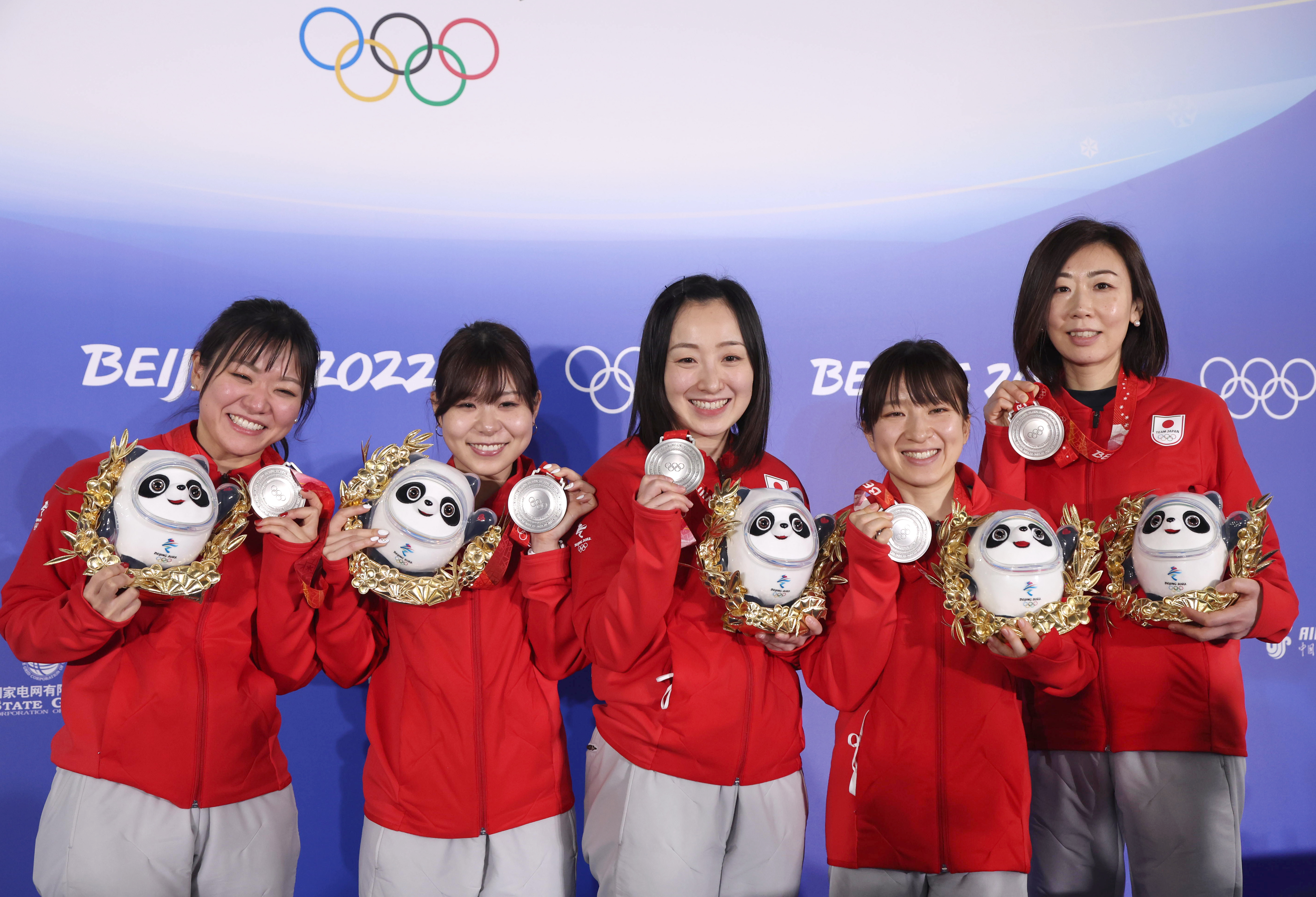 画像・写真】ロコ・ソラーレ銀メダル、見据える4年後 藤沢「こんなに