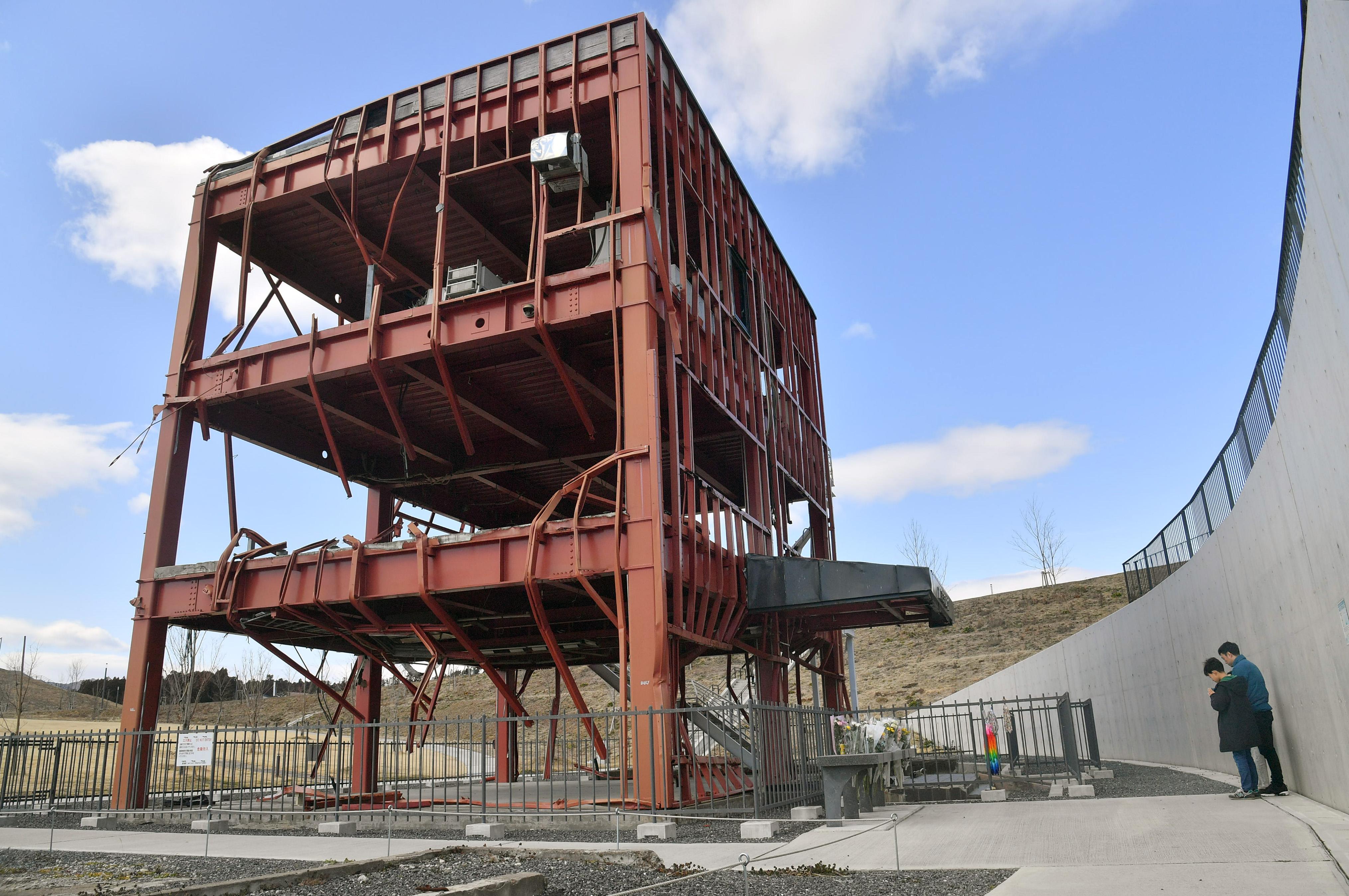 逃げること！」 命を救う美しい命令形 言葉のひと解き 清湖口敏