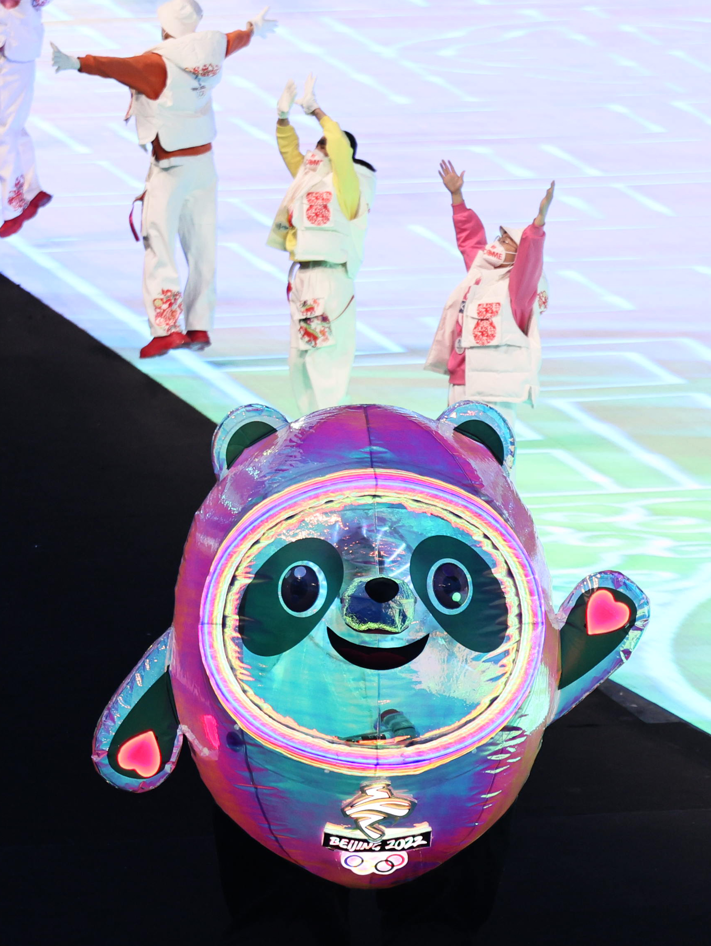 北京冬季五輪のパンダのマスコット ビンドゥンドゥンにハマる人続出 ぬいぐるみ欲しい 可愛い 1 2ページ イザ