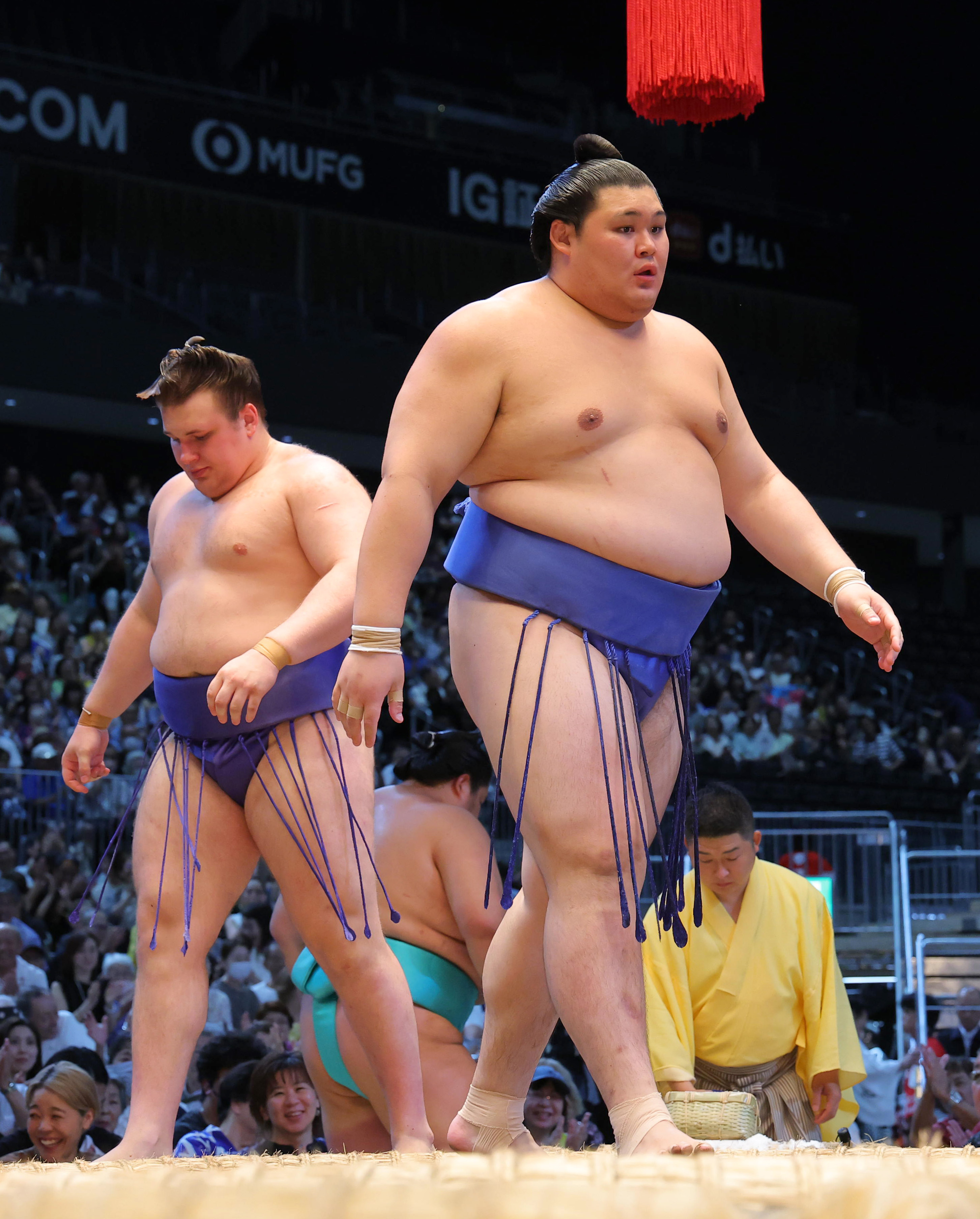 大の里、安青錦に何もさせず2連勝 下半身のパワー乗せ一直線 大相撲