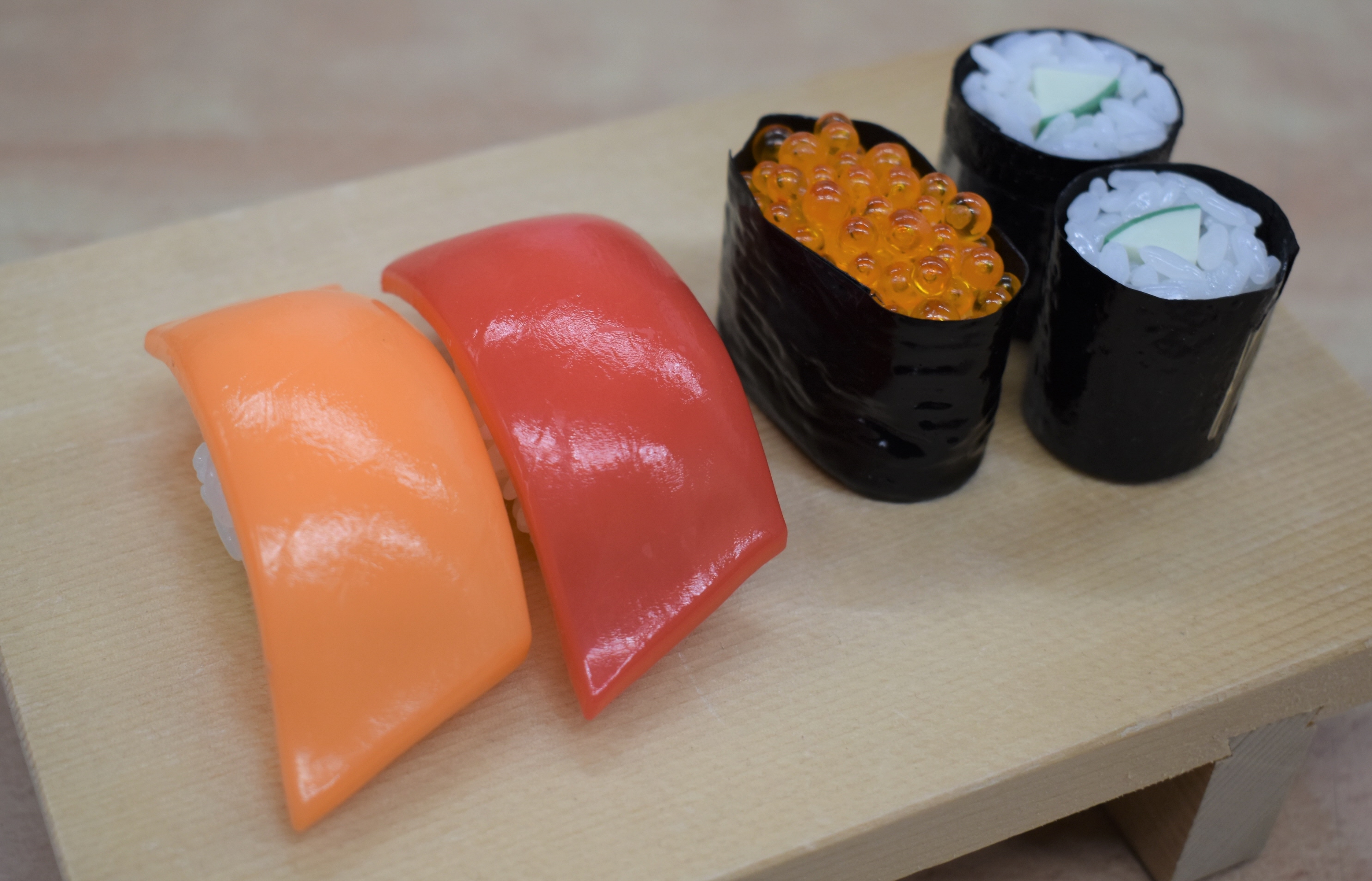 TOKYOまち・ひと物語】米1粒1粒がパーツ 寿司プラモ 東京都