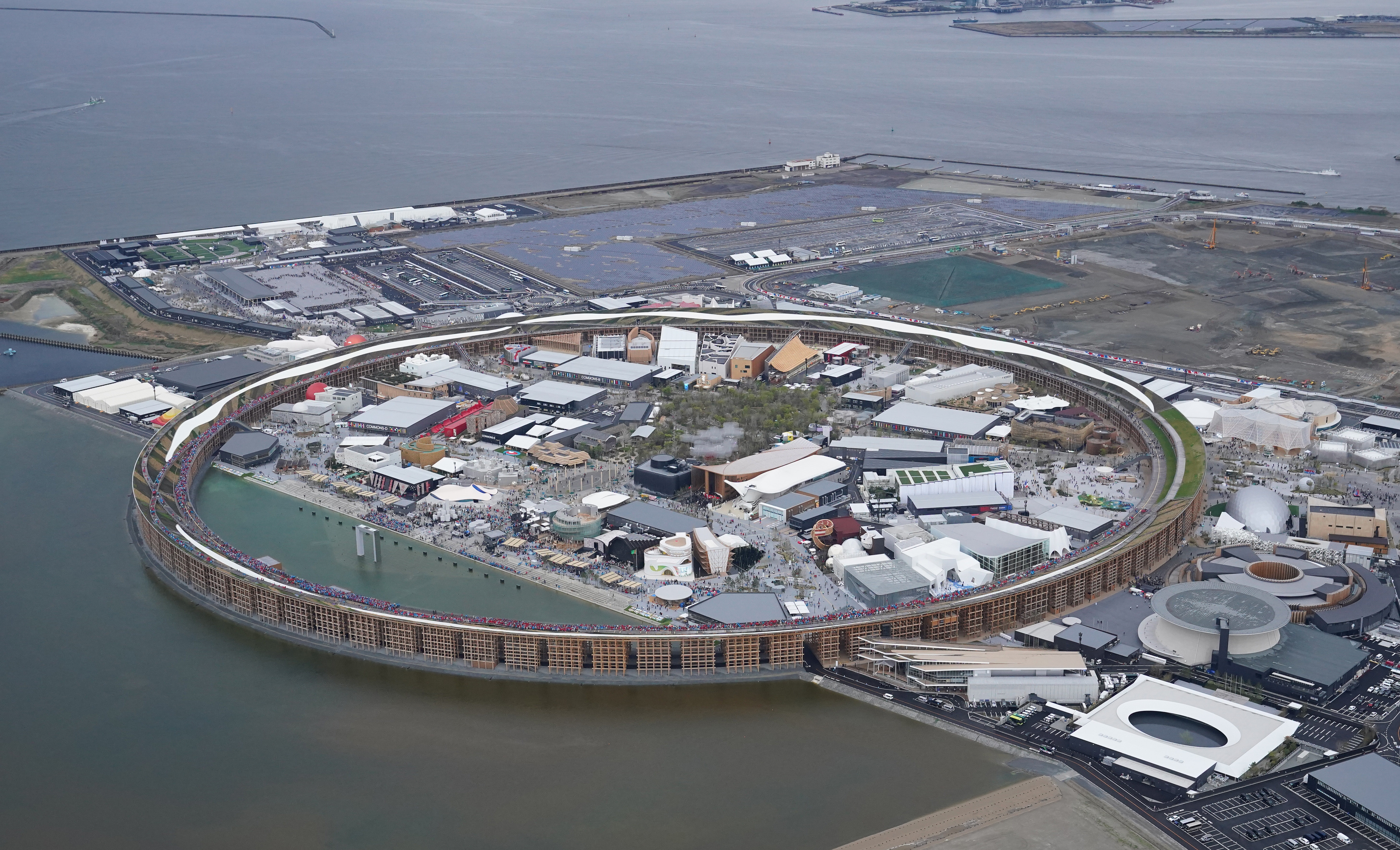 万博の大屋根リング350メートル保存案 コスト削減で短縮、大阪府市が 万博の大屋根リング350メートル保存案 コスト削減で短縮、大阪府市が